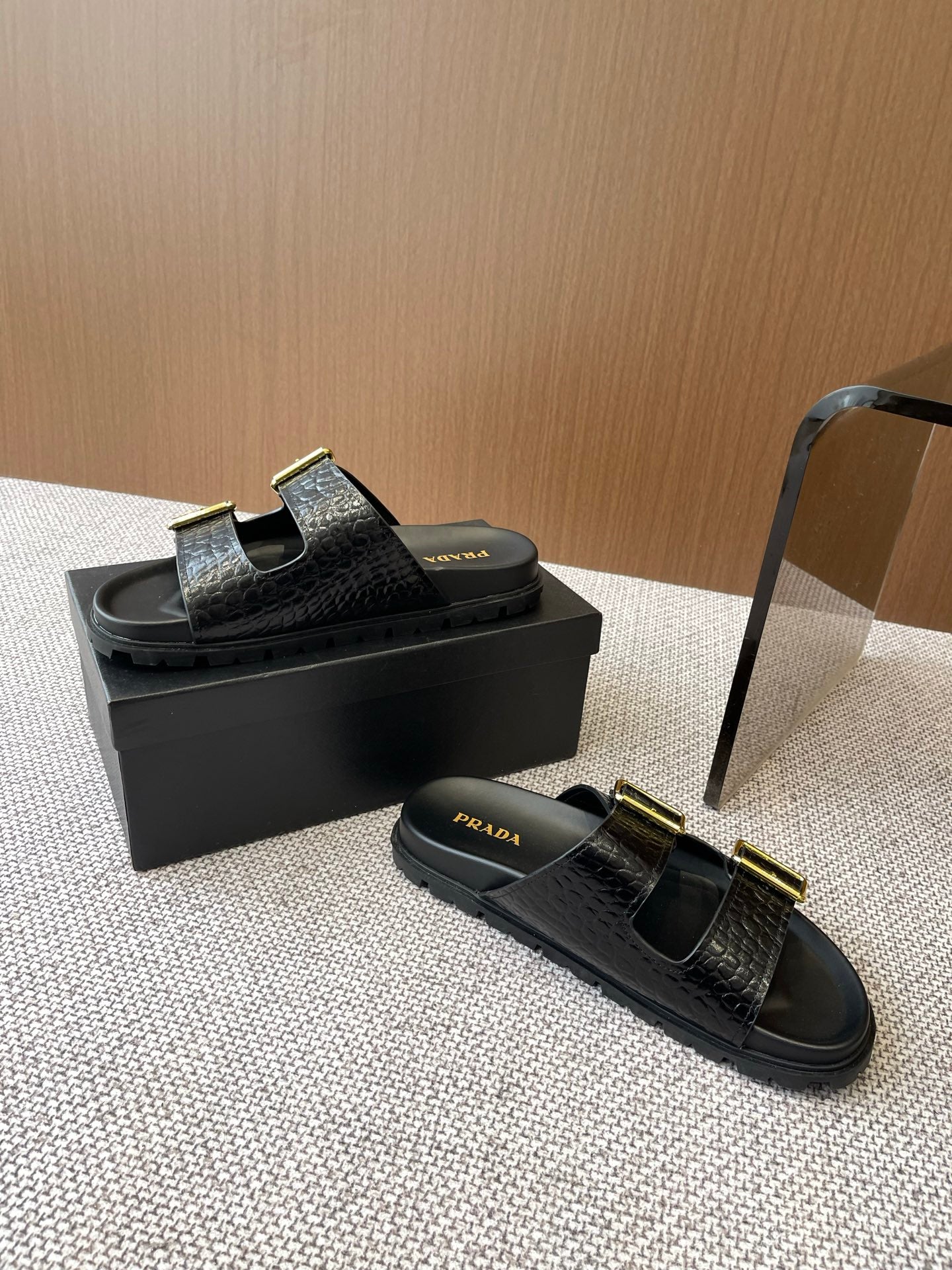 LuxluxHouse Best Quality Women Shoes Prada