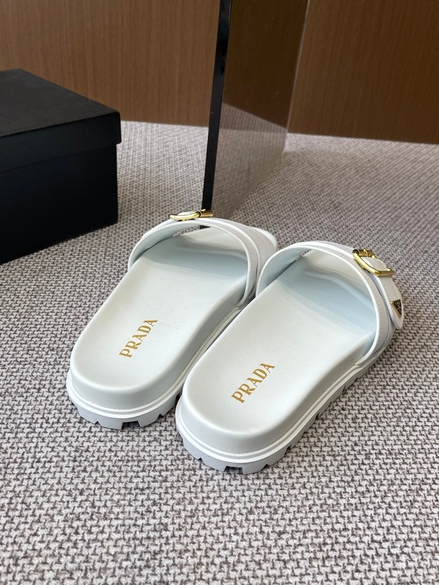 LuxluxHouse Best Quality Women Shoes Prada