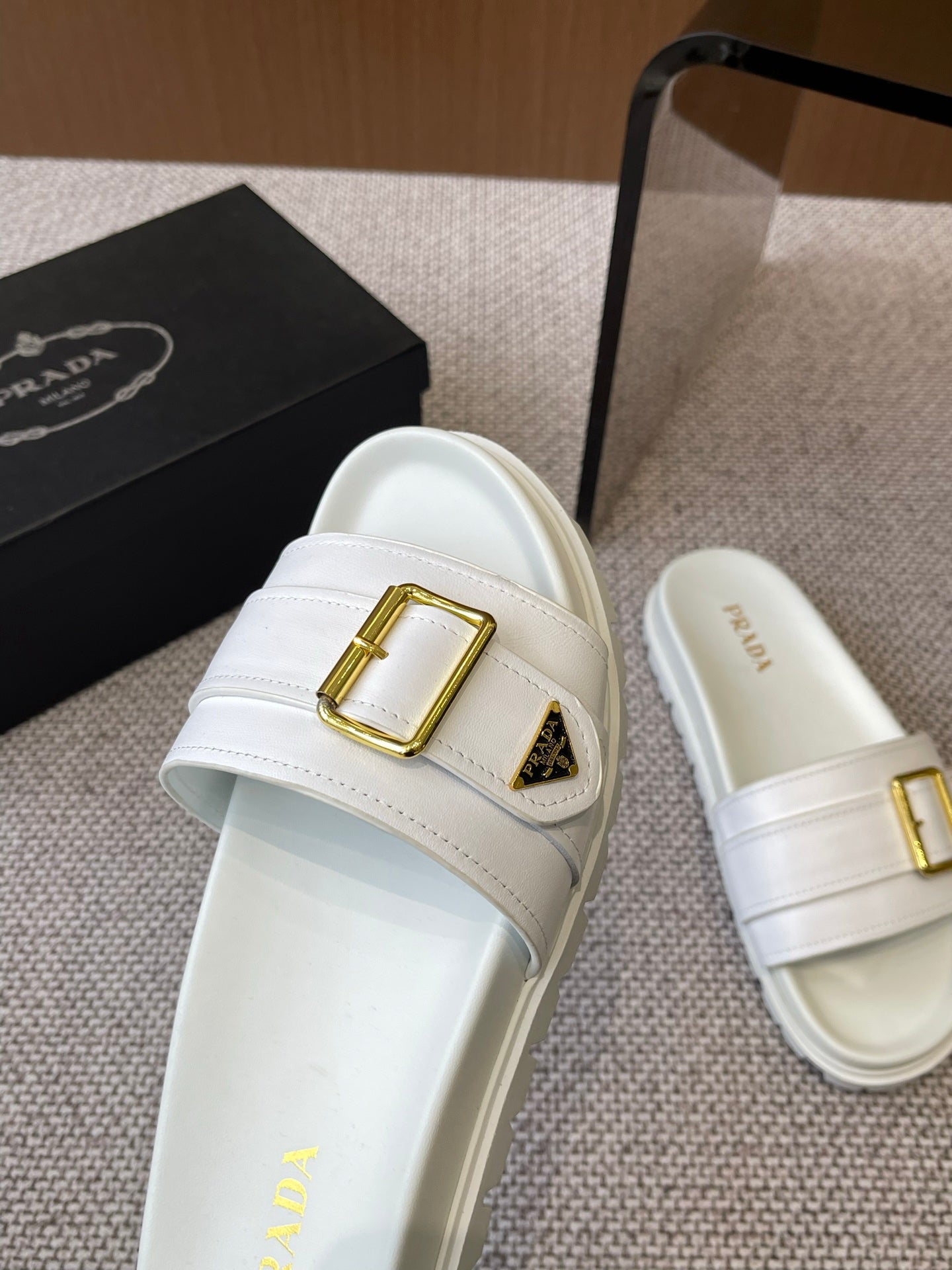 LuxluxHouse Best Quality Women Shoes Prada