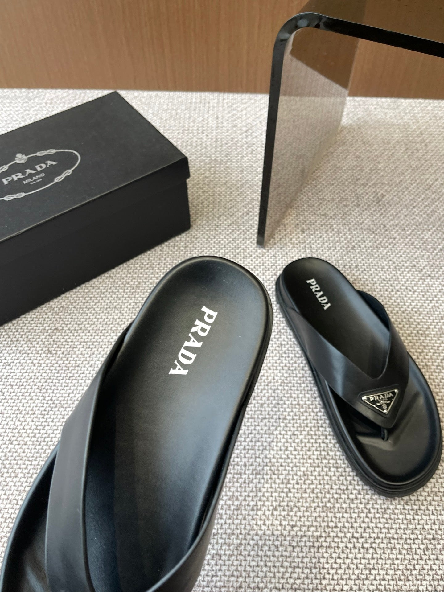 LuxluxHouse Best Quality Women Shoes Prada