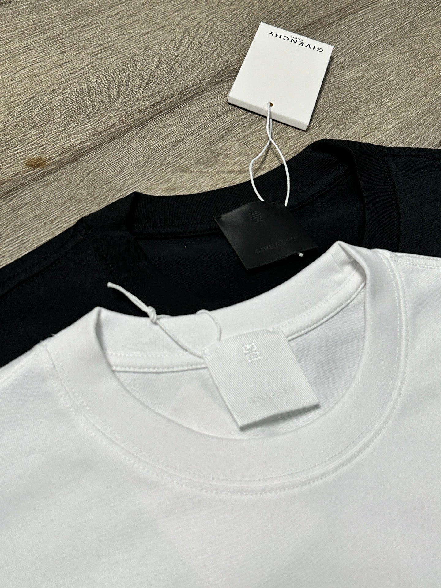 LuxluxHouse Best Quality Clothes Givenchy T-shirt