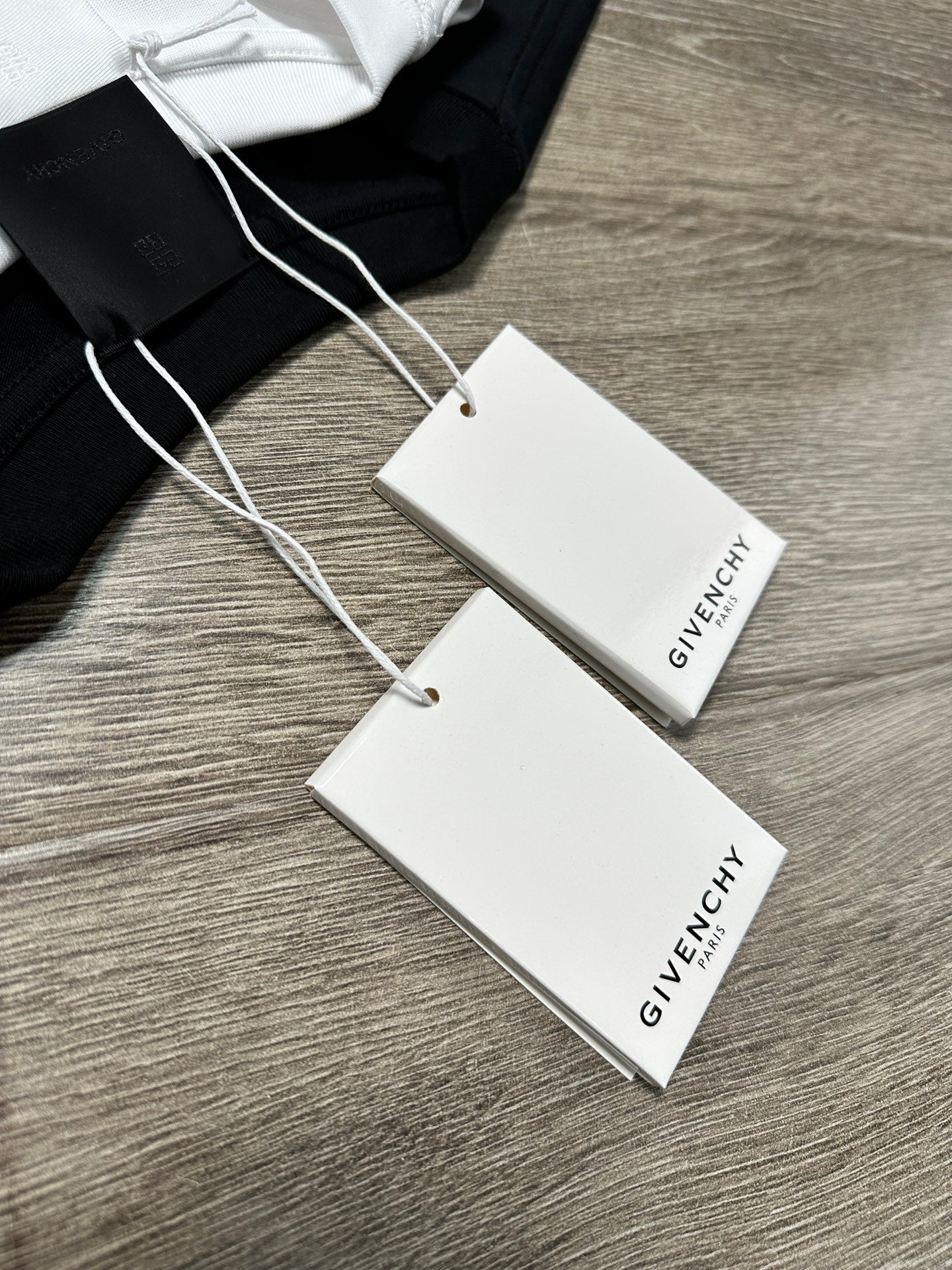 LuxluxHouse Best Quality Clothes Givenchy T-shirt