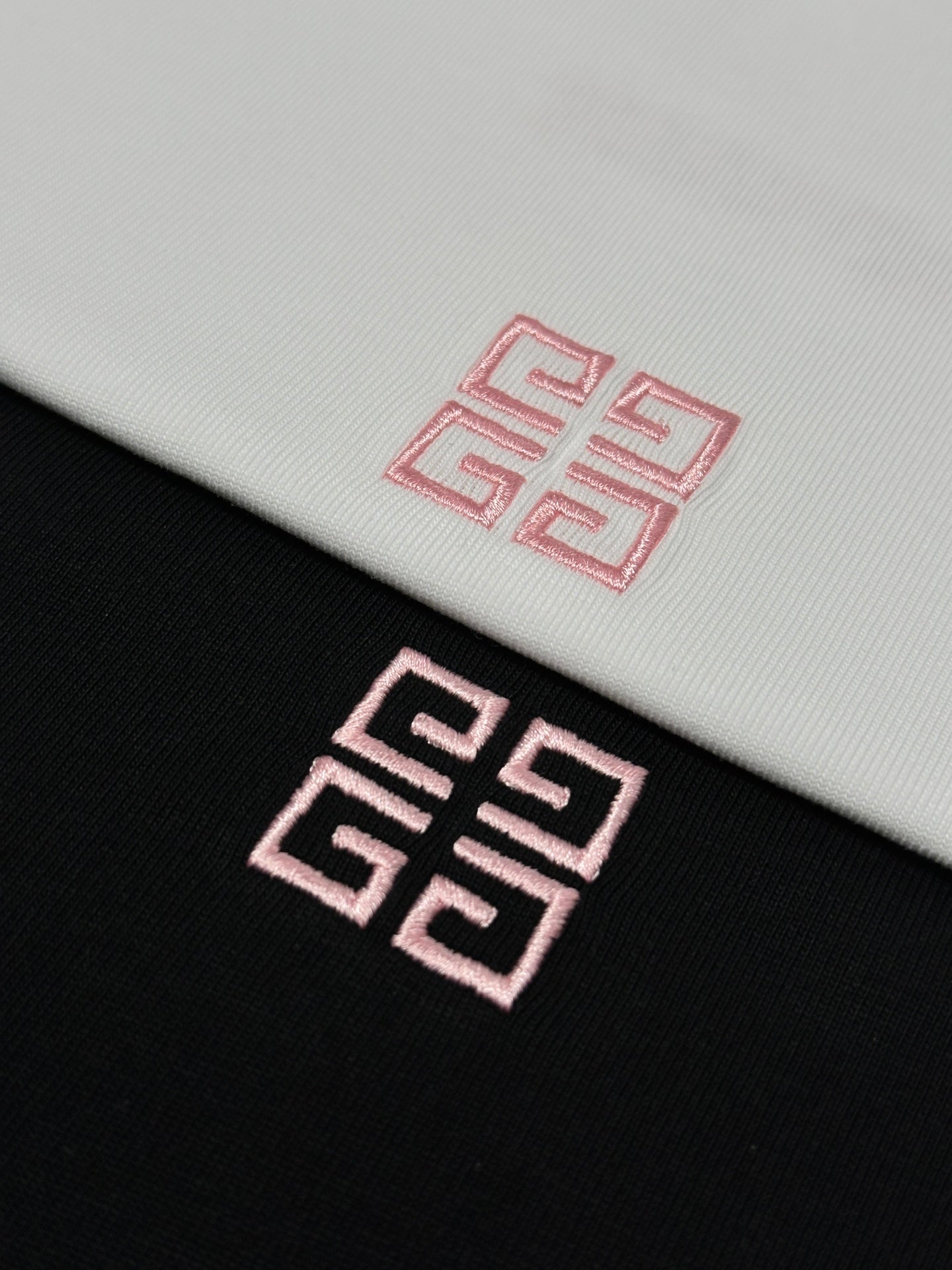 LuxluxHouse Best Quality Clothes Givenchy T-shirt