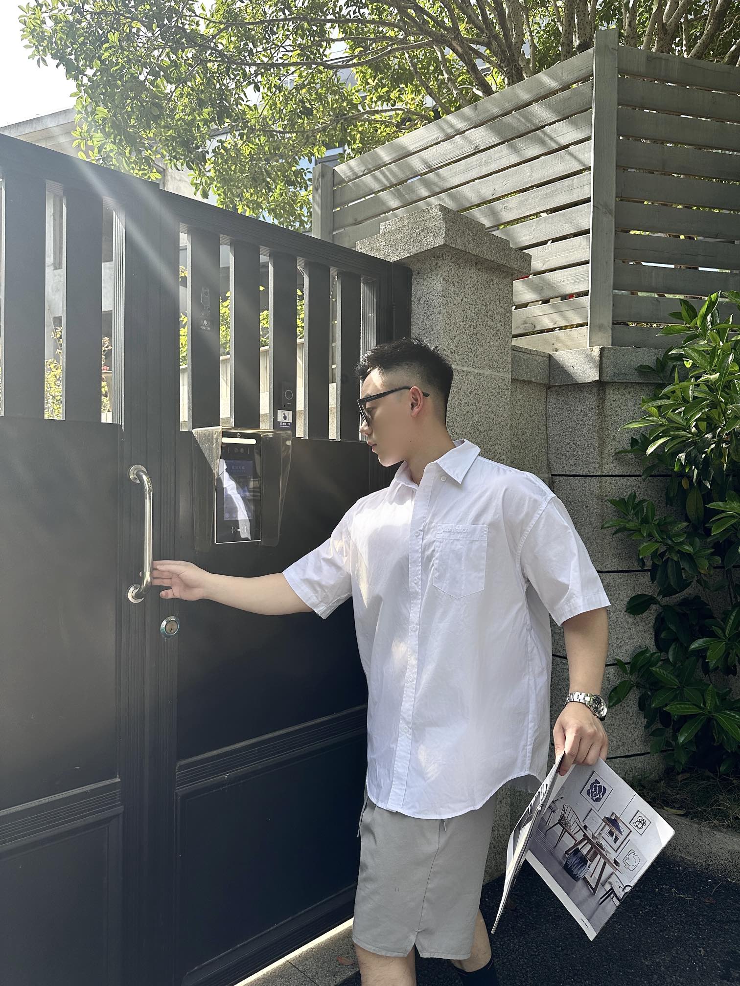 LuxluxHouse Best Quality Clothes Balenciaga Shirts&Polo