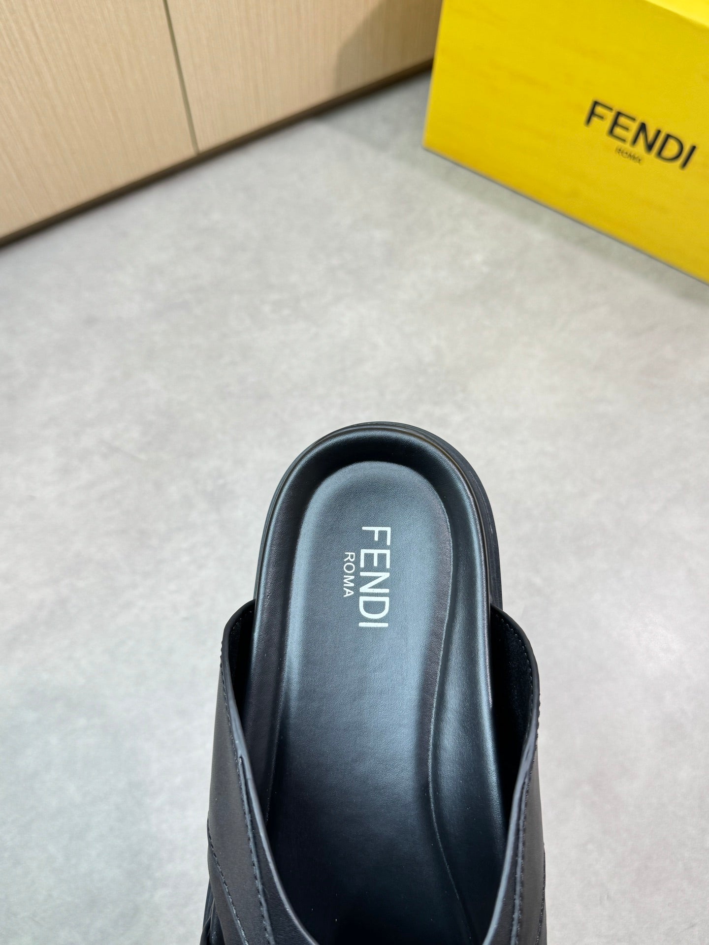 LuxluxHouse Best Quality Sandals Fendi