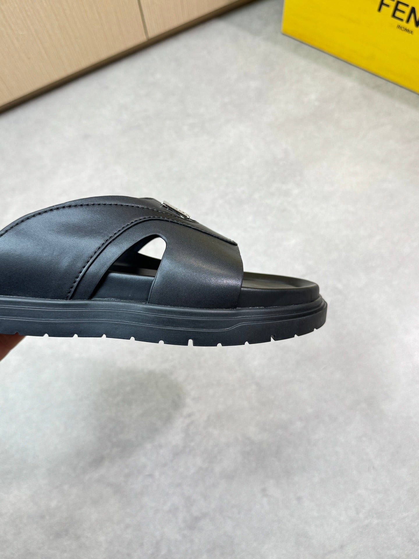 LuxluxHouse Best Quality Sandals Fendi