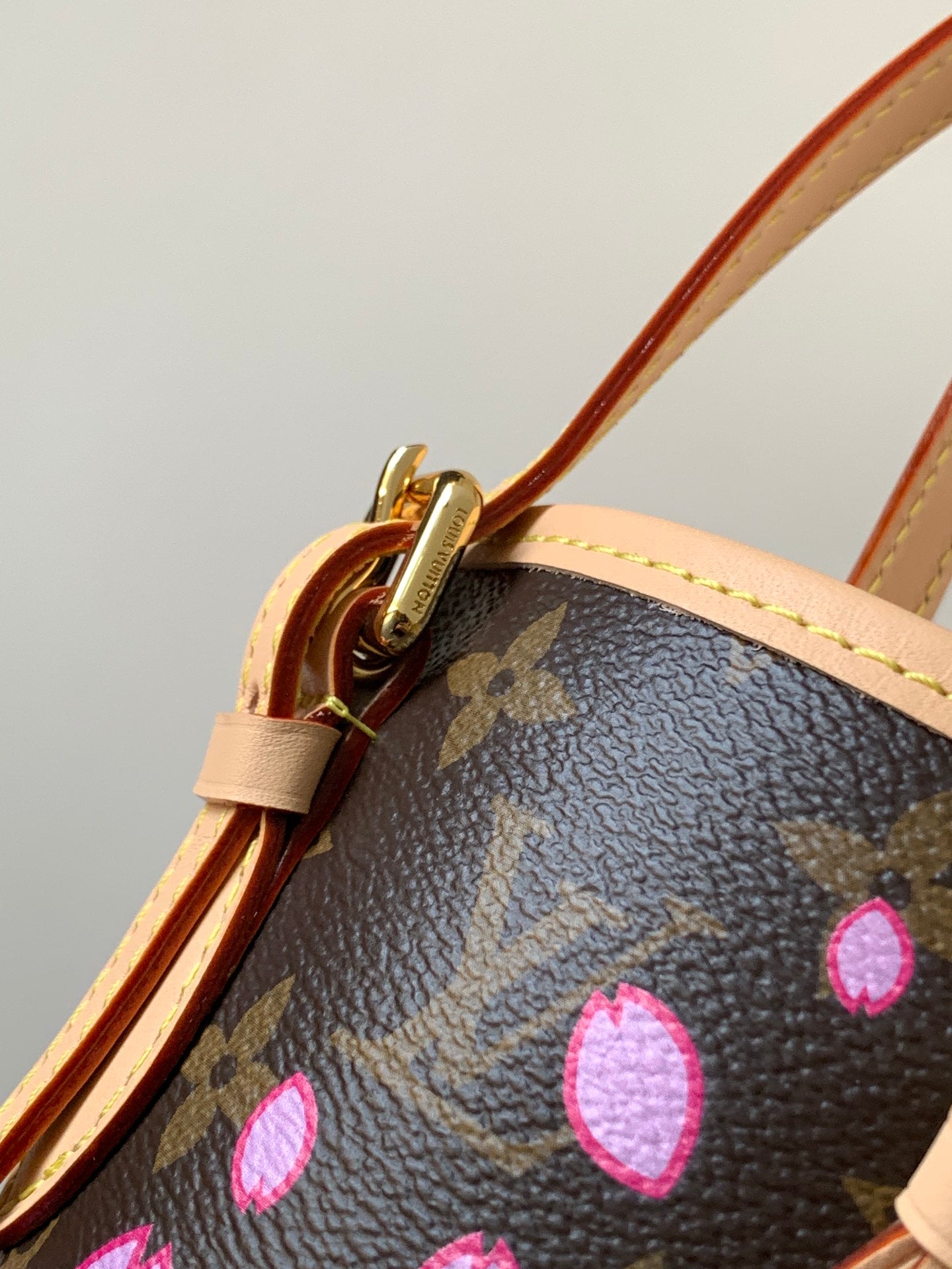LuxluxHouse Best Quality Bags Louis Vuitton Men
