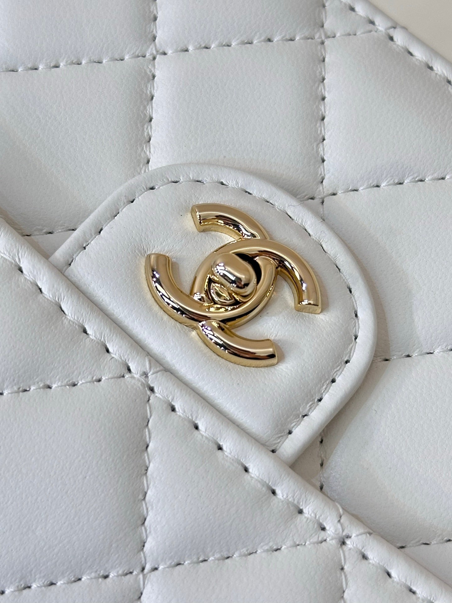 LuxluxHouse Best Quality Bags Chanel Women