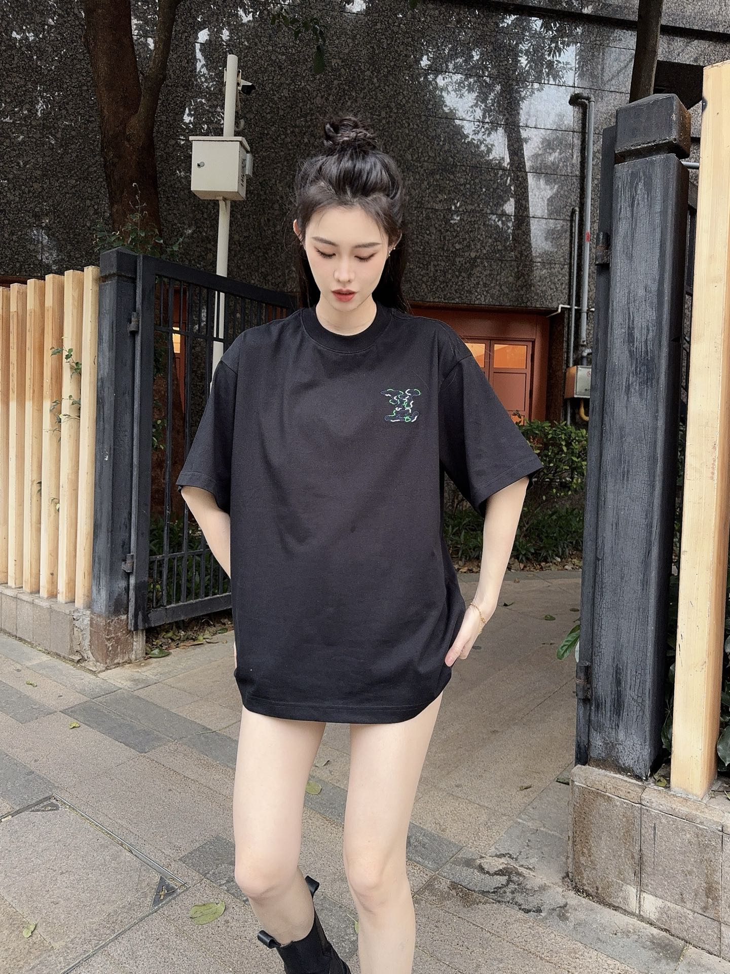 LuxluxHouse Best Quality Clothes T-shirt Louis Vuitton