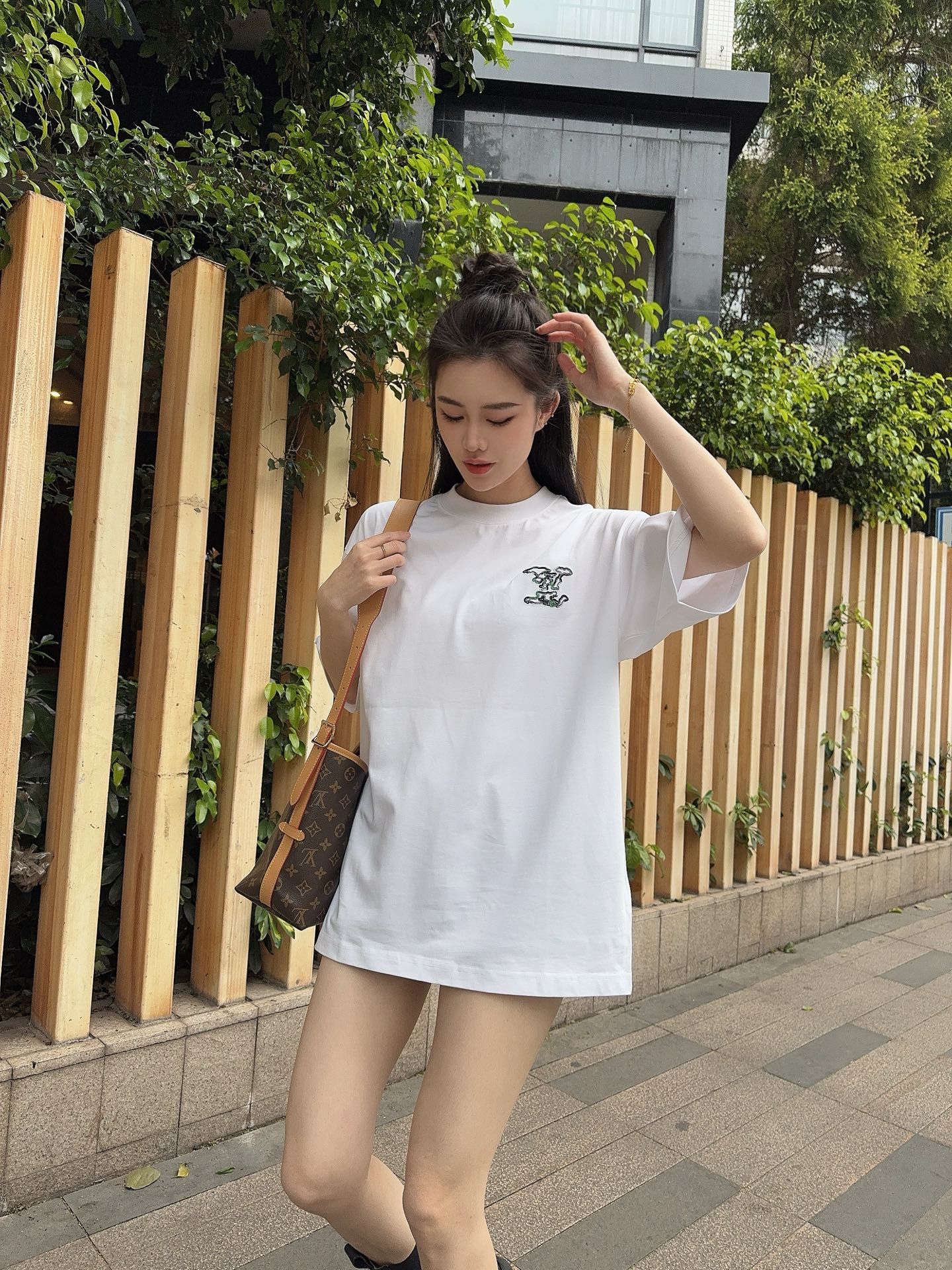 LuxluxHouse Best Quality Clothes T-shirt Louis Vuitton