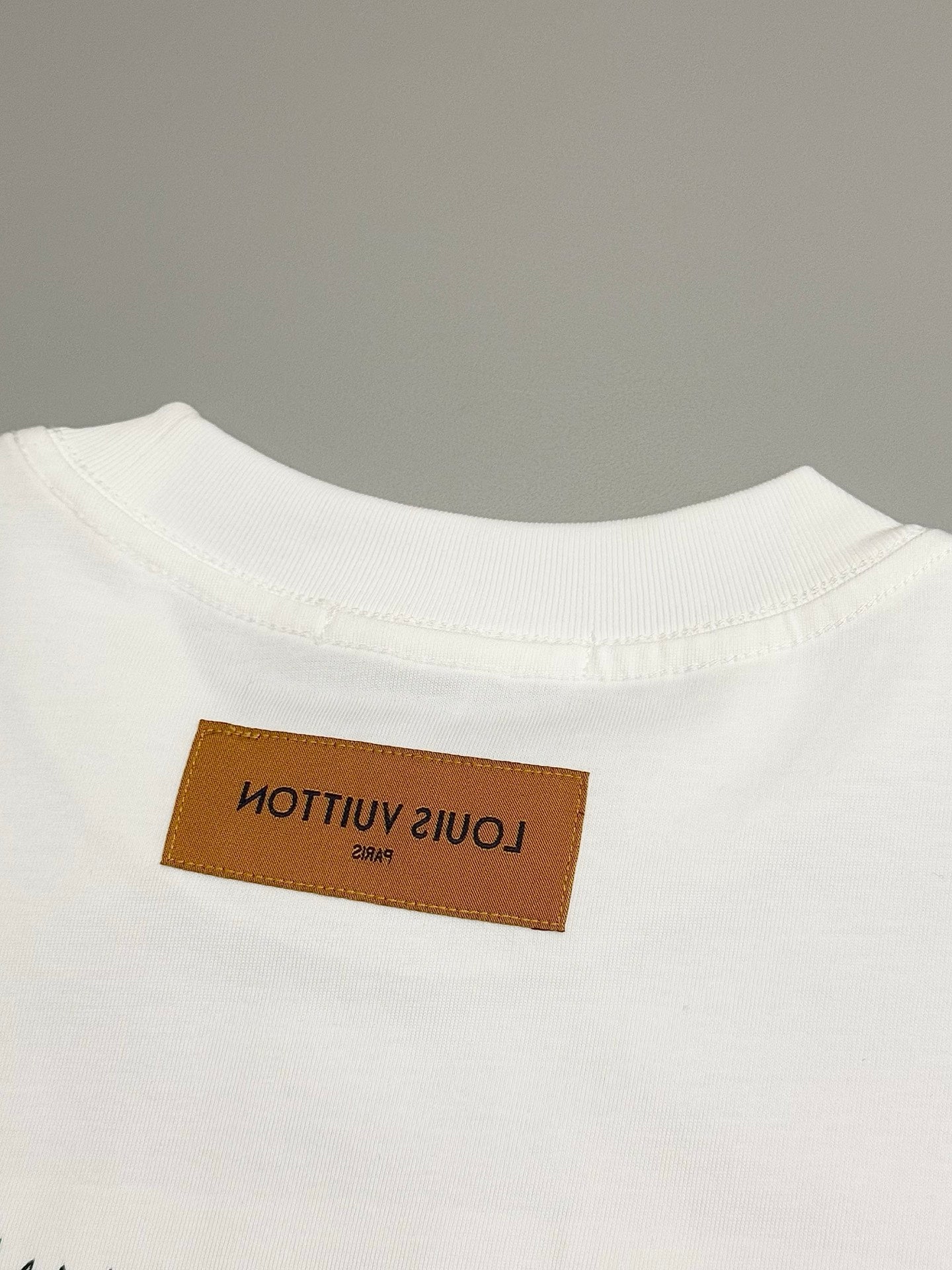 LuxluxHouse Best Quality Clothes T-shirt Louis Vuitton