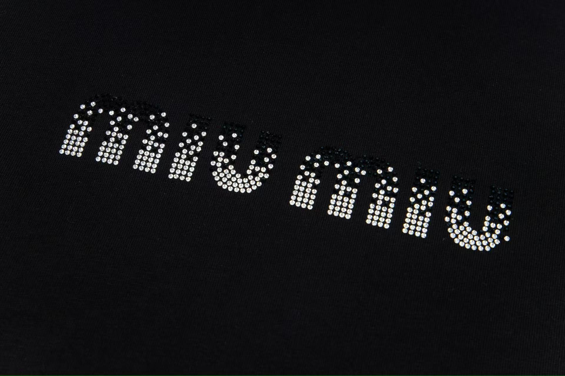 LuxluxHouse Best Quality Clothes Miu Miu T-shirt