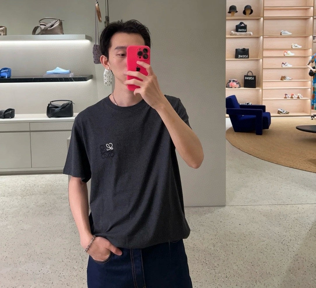 LuxluxHouse Best Quality Clothes T-shirt Loewe