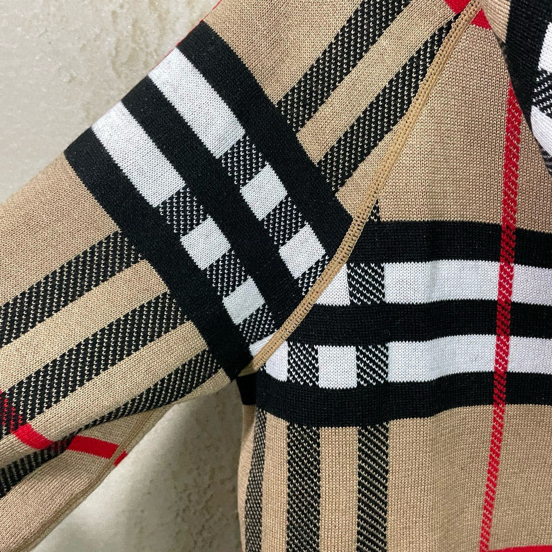 LuxluxHouse Best Quality Clothes Burberry Hoodie & Sweater