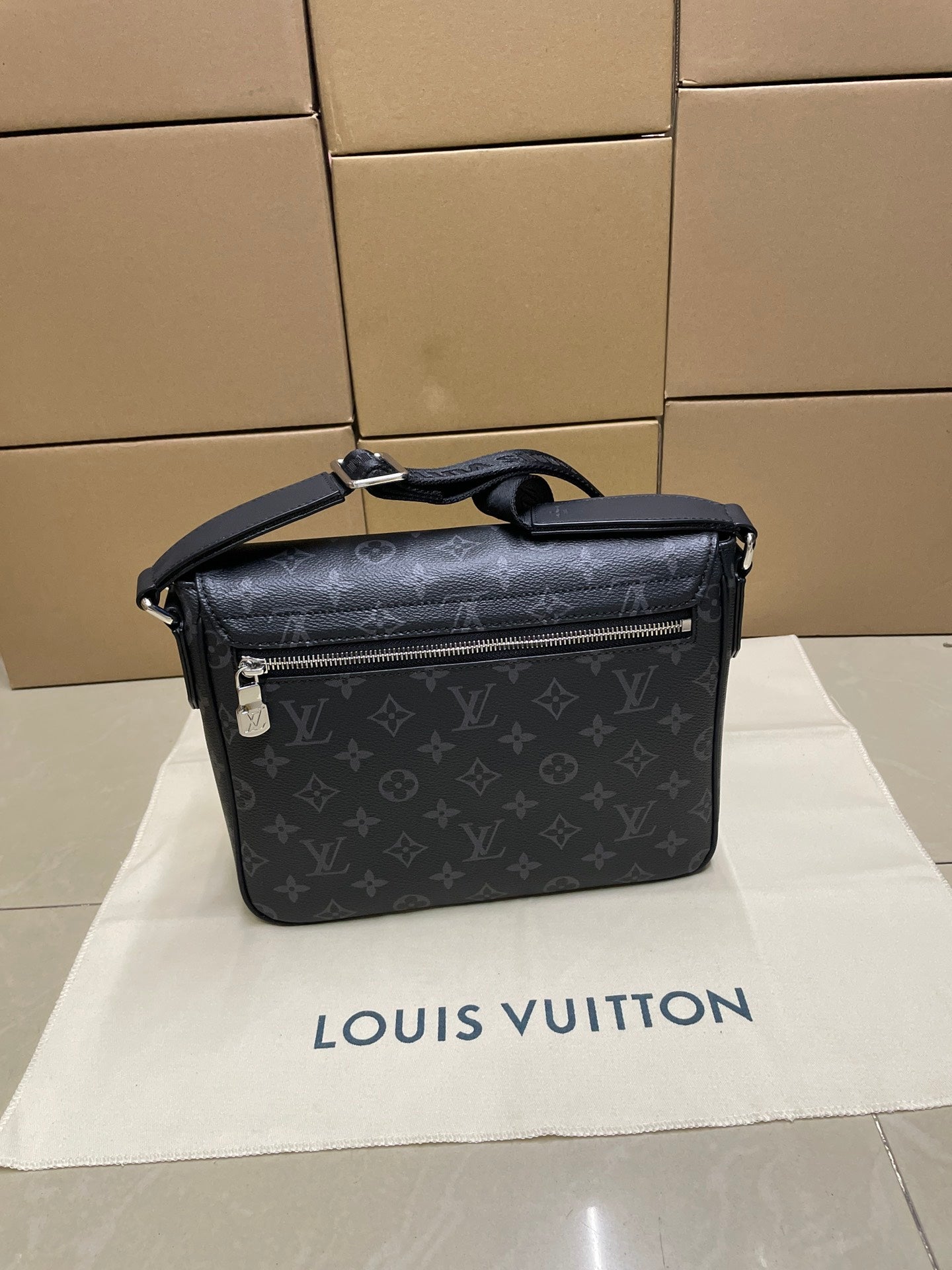 LuxluxHouse Best Quality Bags Louis Vuitton Men