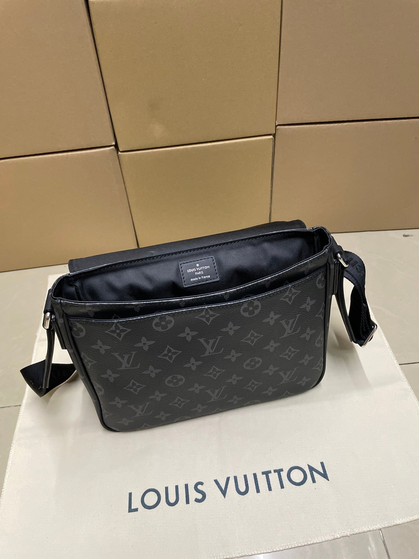 LuxluxHouse Best Quality Bags Louis Vuitton Men