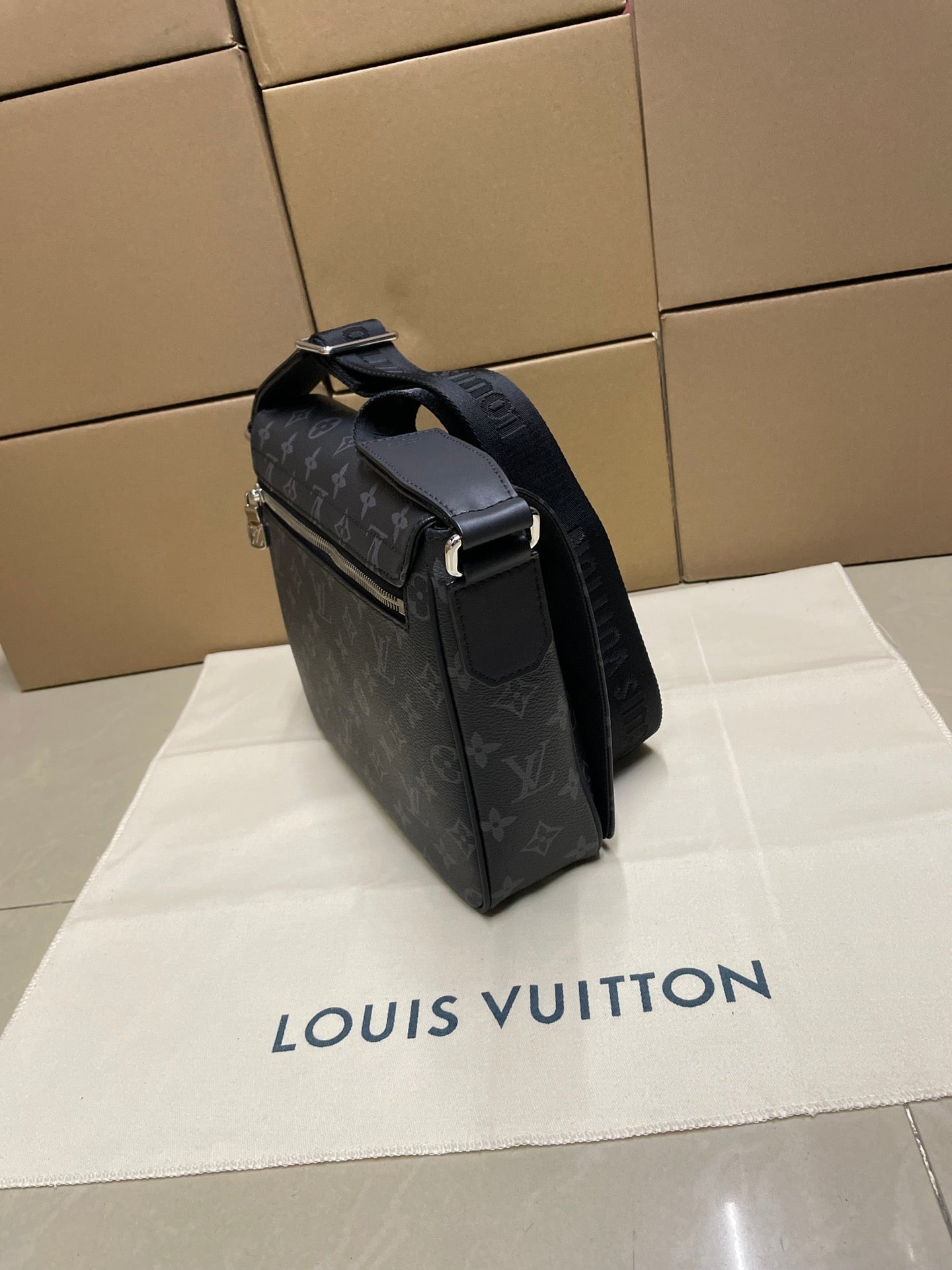LuxluxHouse Best Quality Bags Louis Vuitton Men