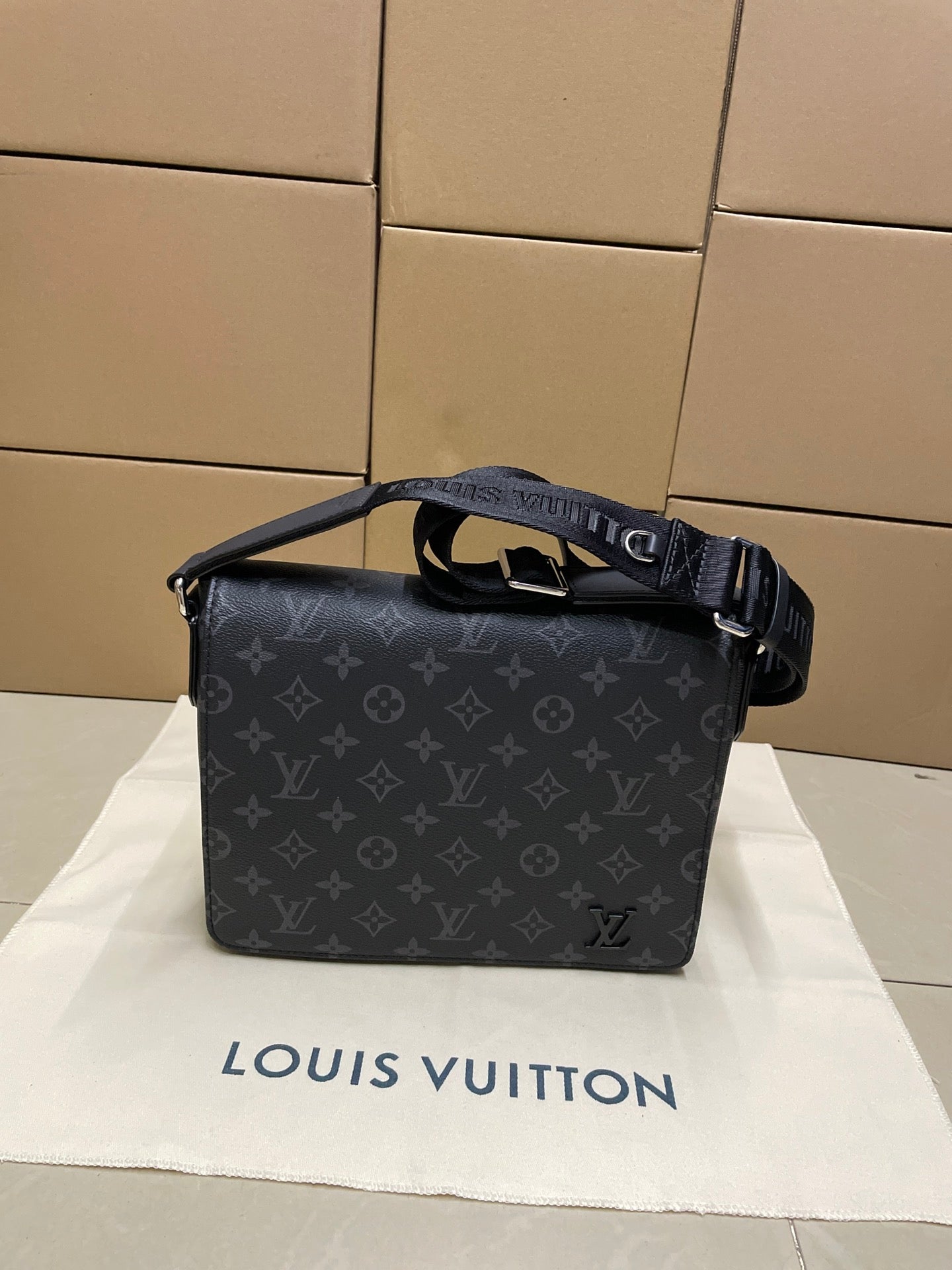 LuxluxHouse Best Quality Bags Louis Vuitton Men