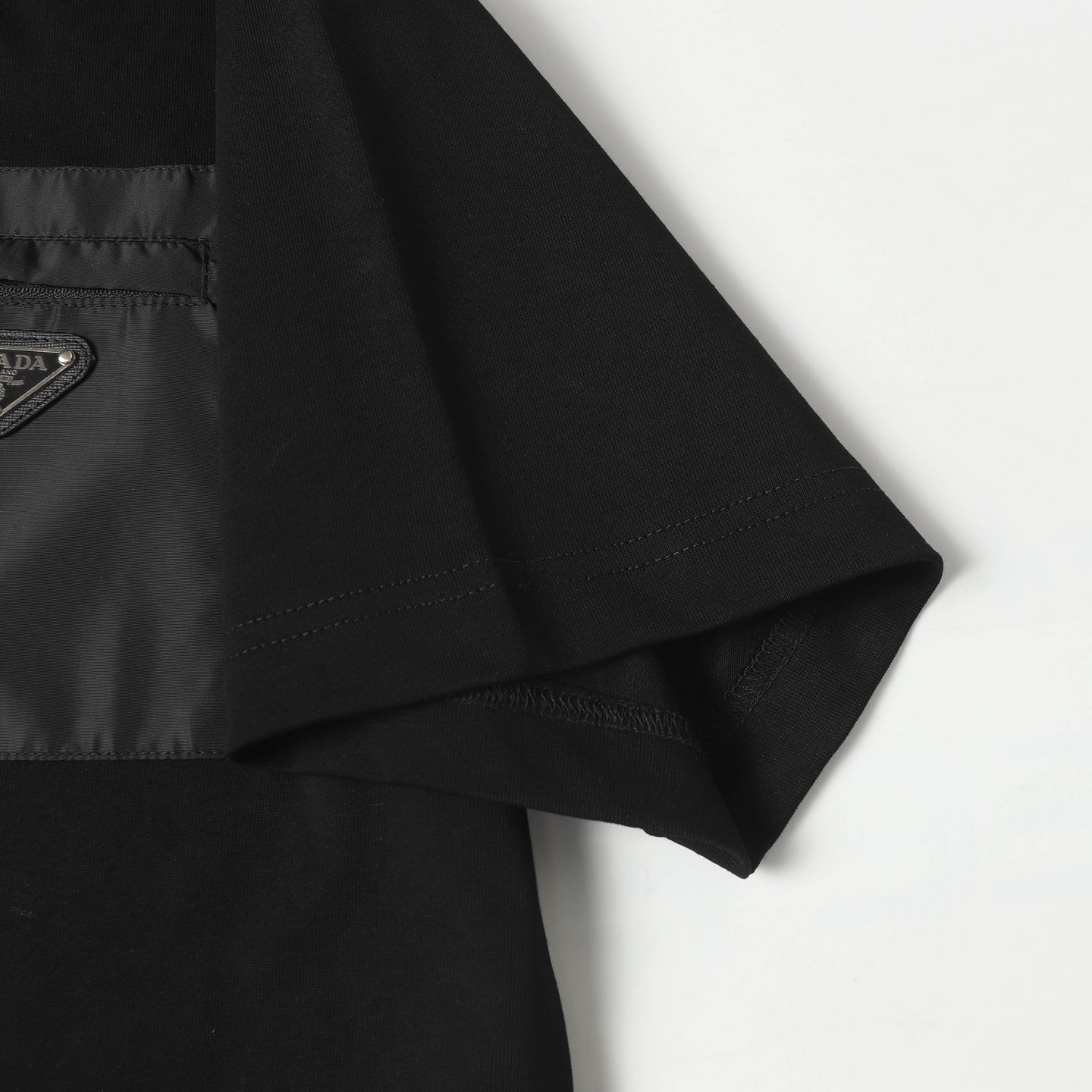 LuxluxHouse Best Quality Clothes T-shirt Prada