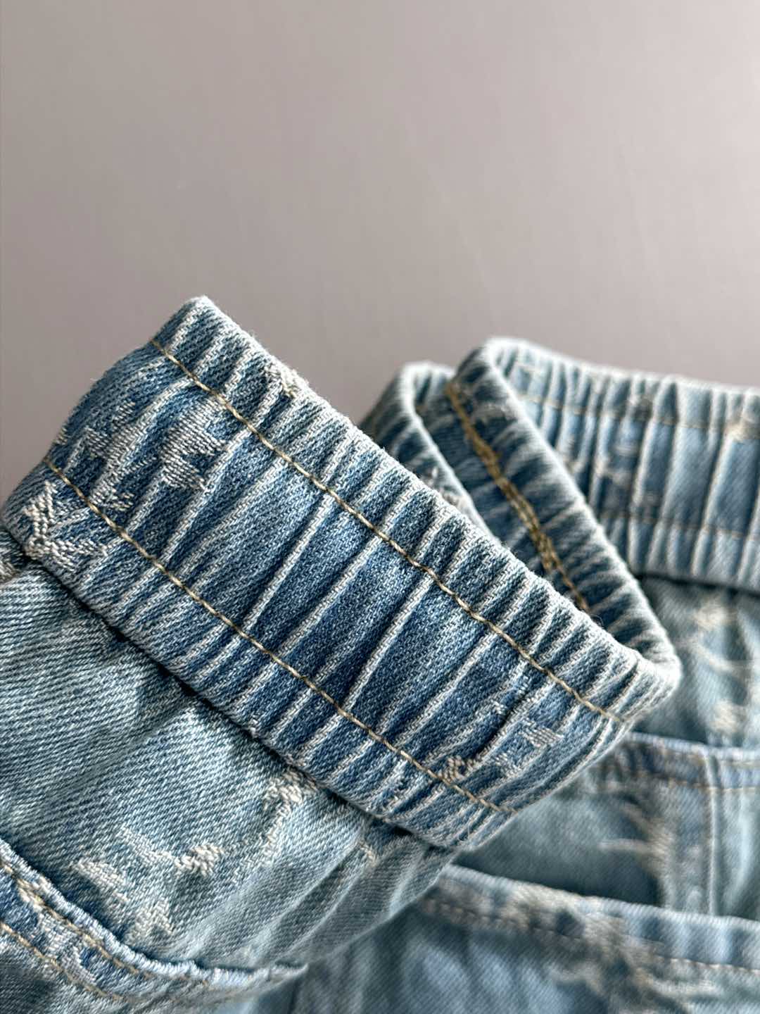 LuxluxHouse Best Quality Clothes Pants Moncler