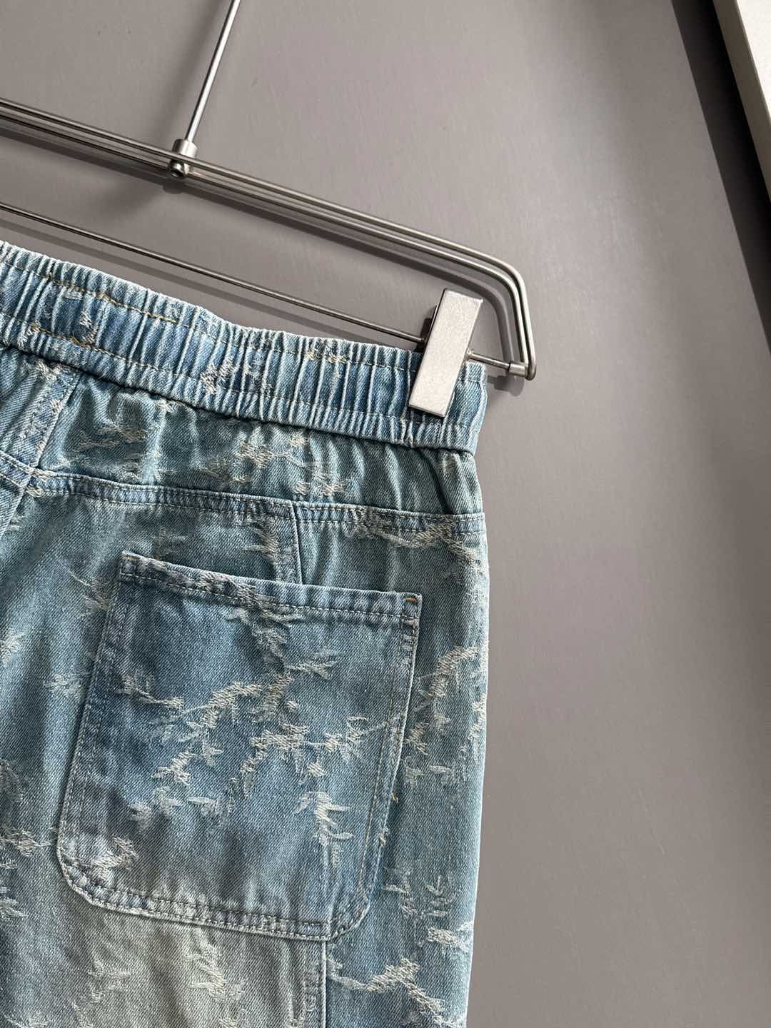 LuxluxHouse Best Quality Clothes Pants Moncler