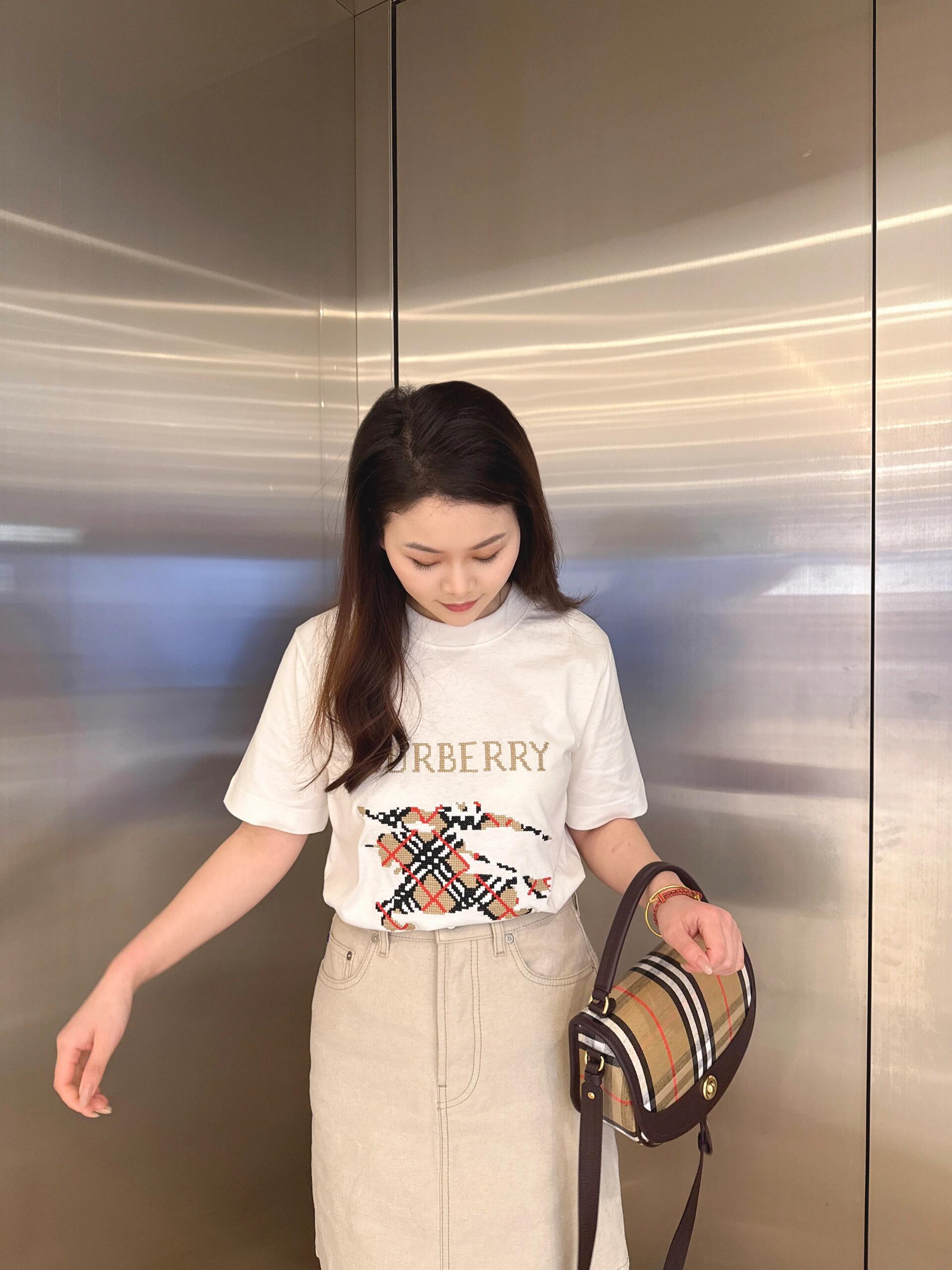 LuxluxHouse Best Quality Clothes Burberry T-shirt