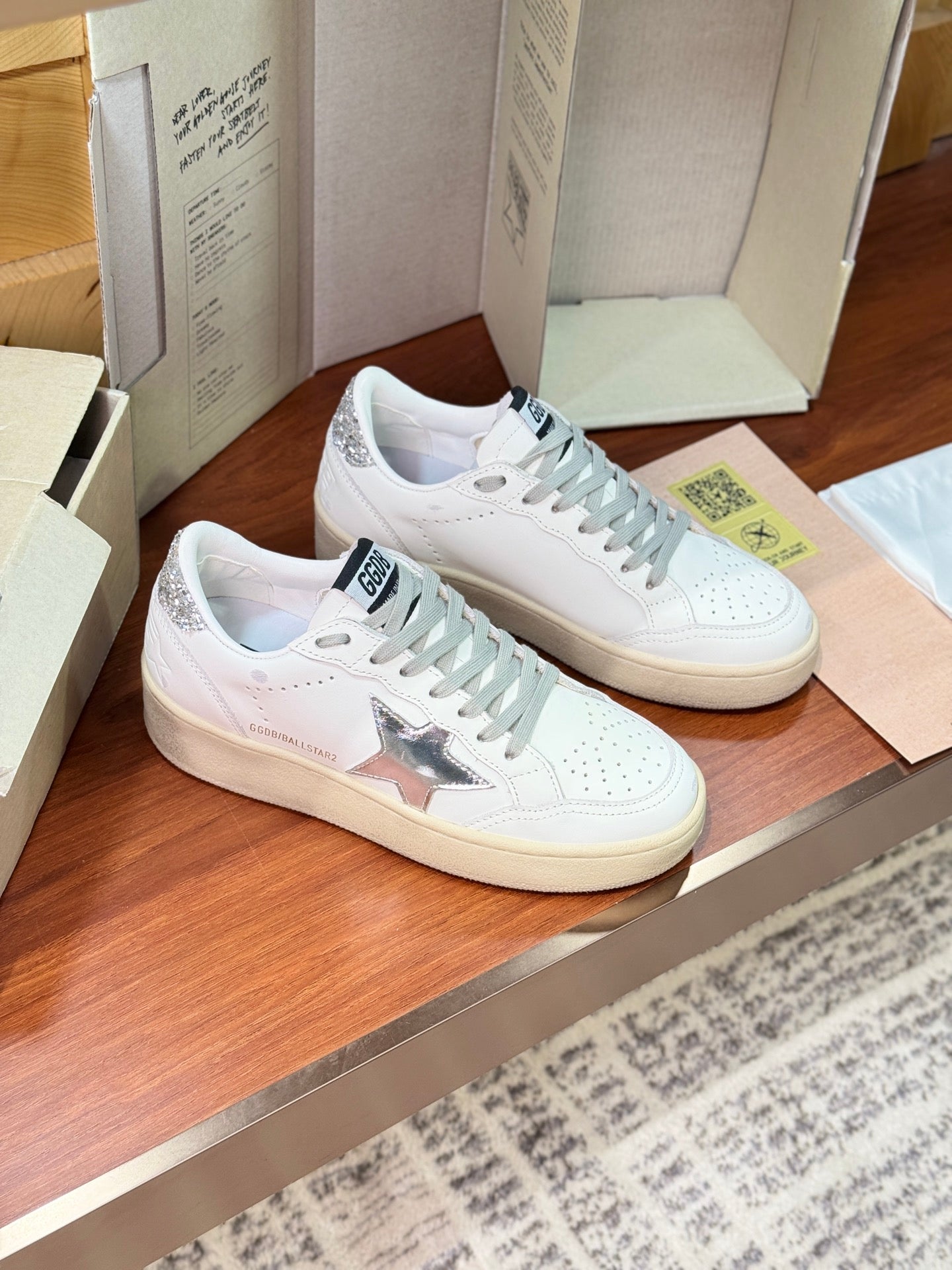 LuxluxHouse Best Quality Shoes Golden Goose