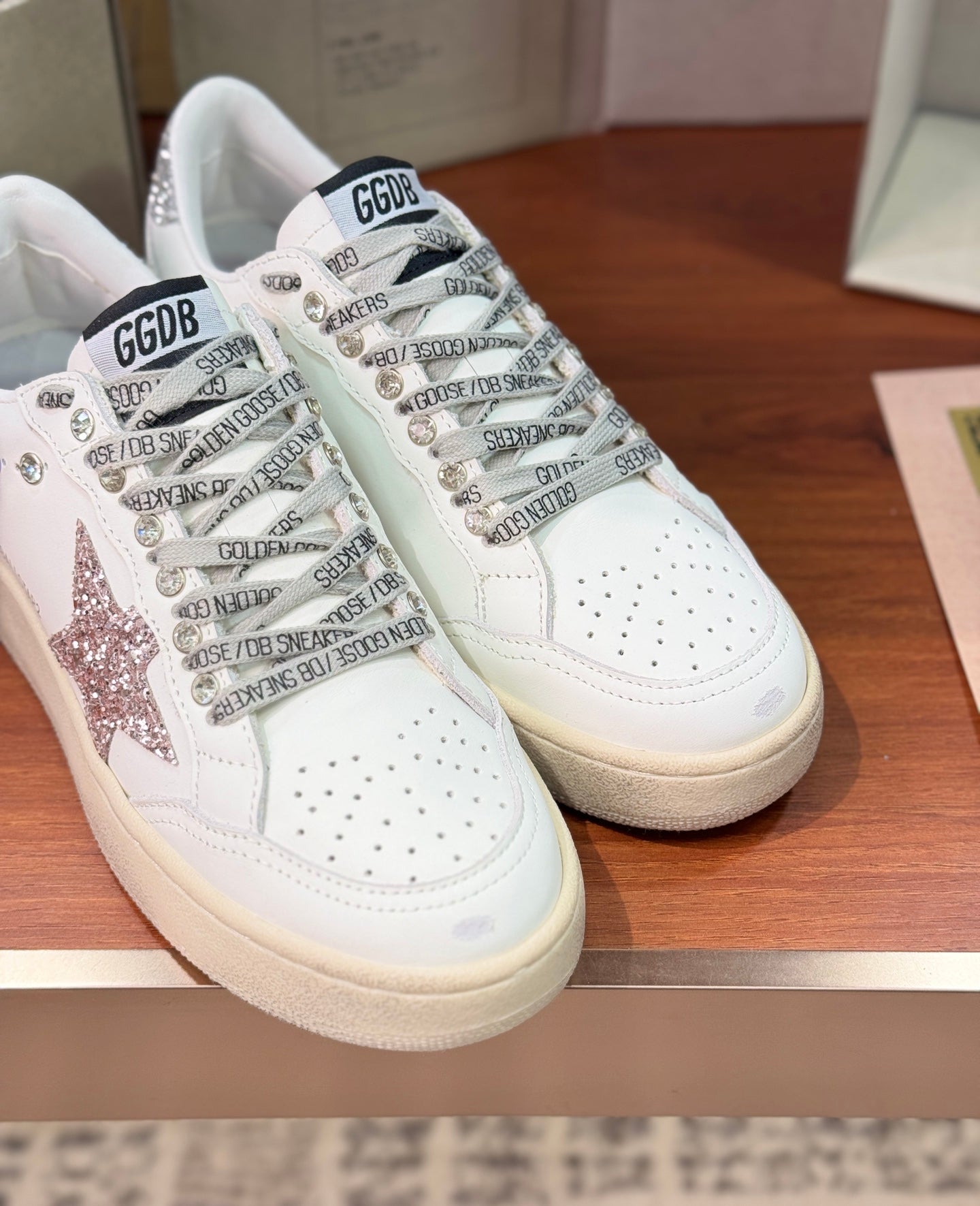LuxluxHouse Best Quality Shoes Golden Goose