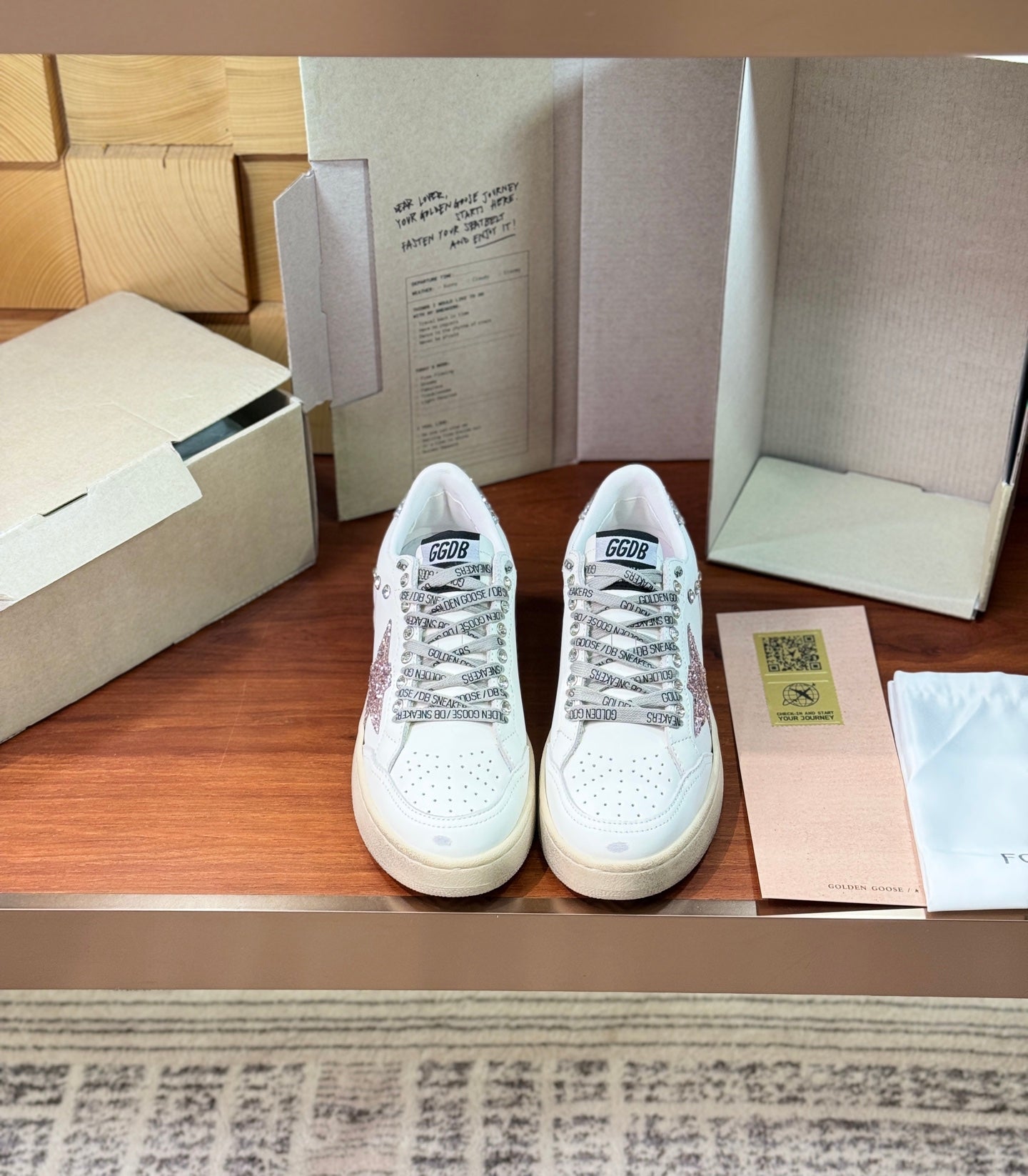 LuxluxHouse Best Quality Shoes Golden Goose