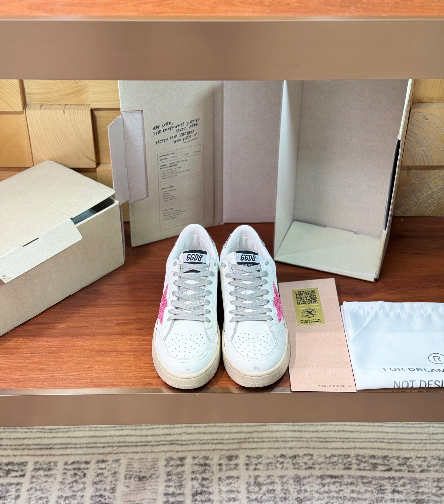 LuxluxHouse Best Quality Shoes Golden Goose