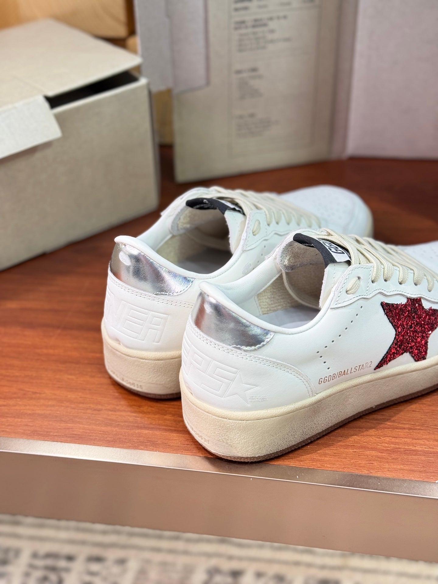 LuxluxHouse Best Quality Shoes Golden Goose