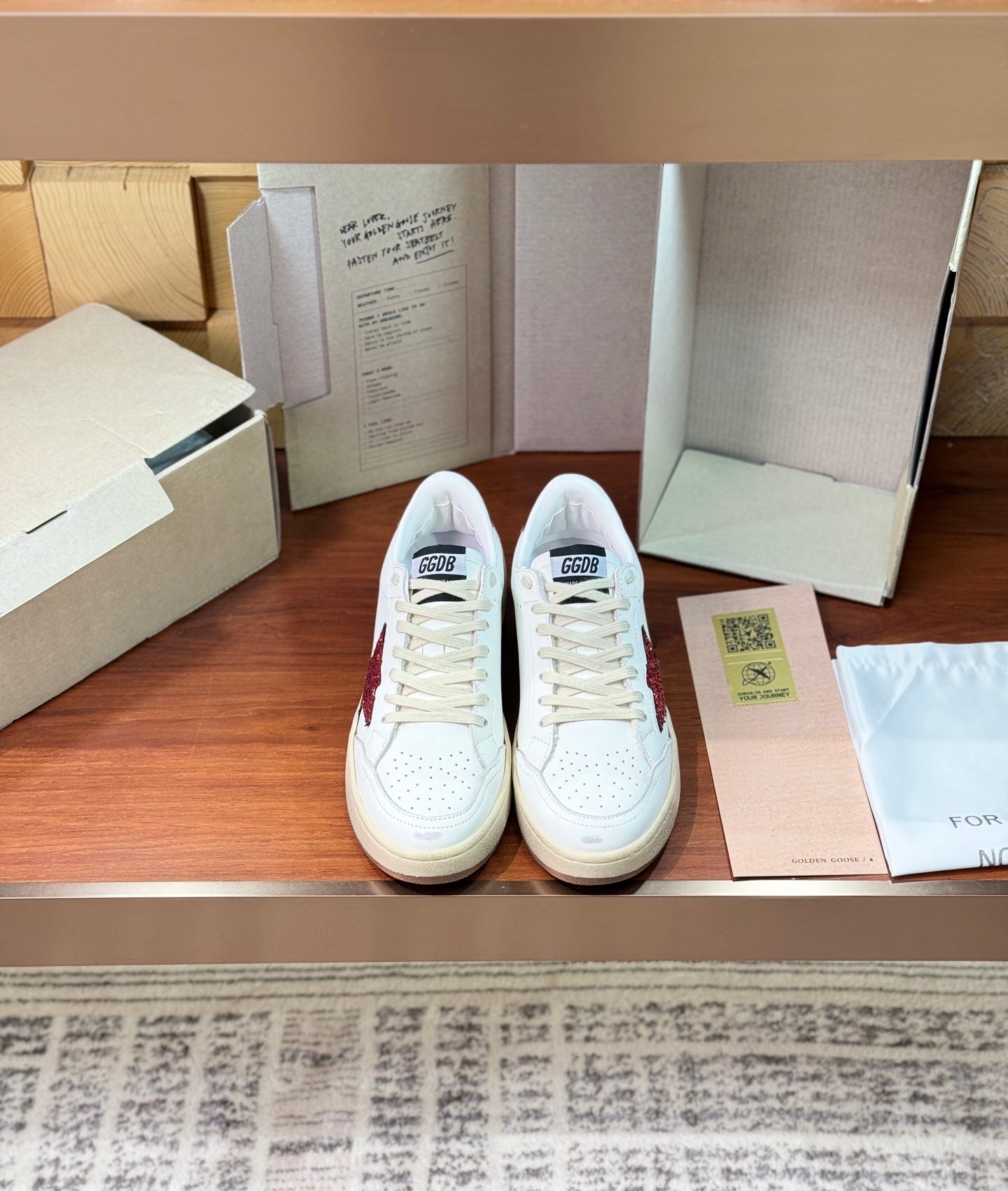 LuxluxHouse Best Quality Shoes Golden Goose