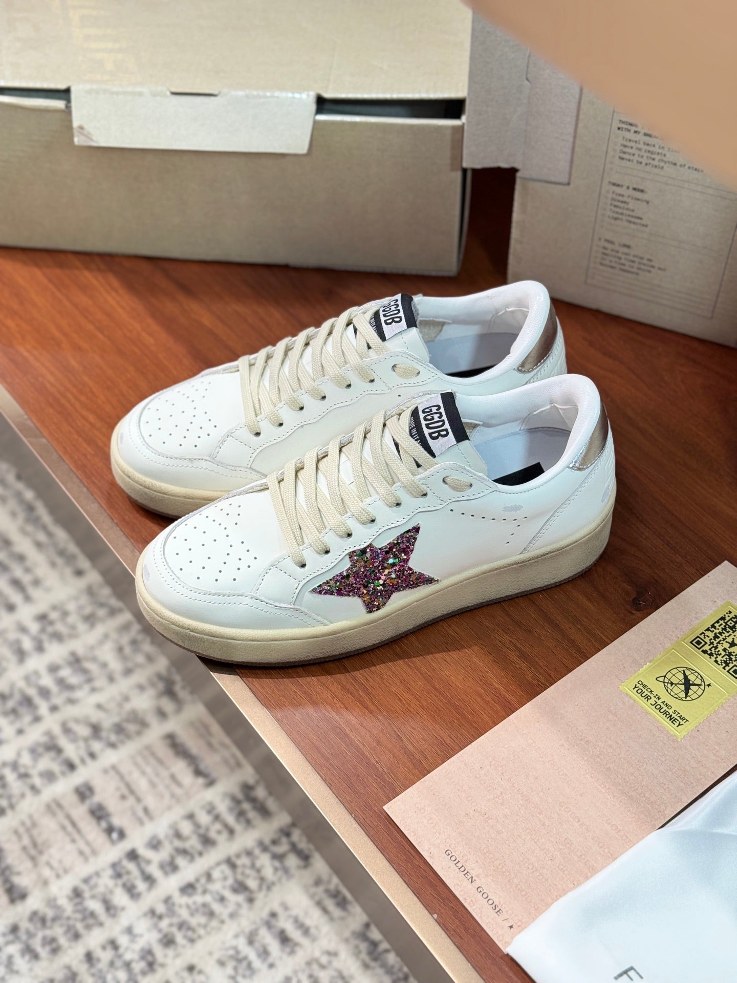 LuxluxHouse Best Quality Shoes Golden Goose