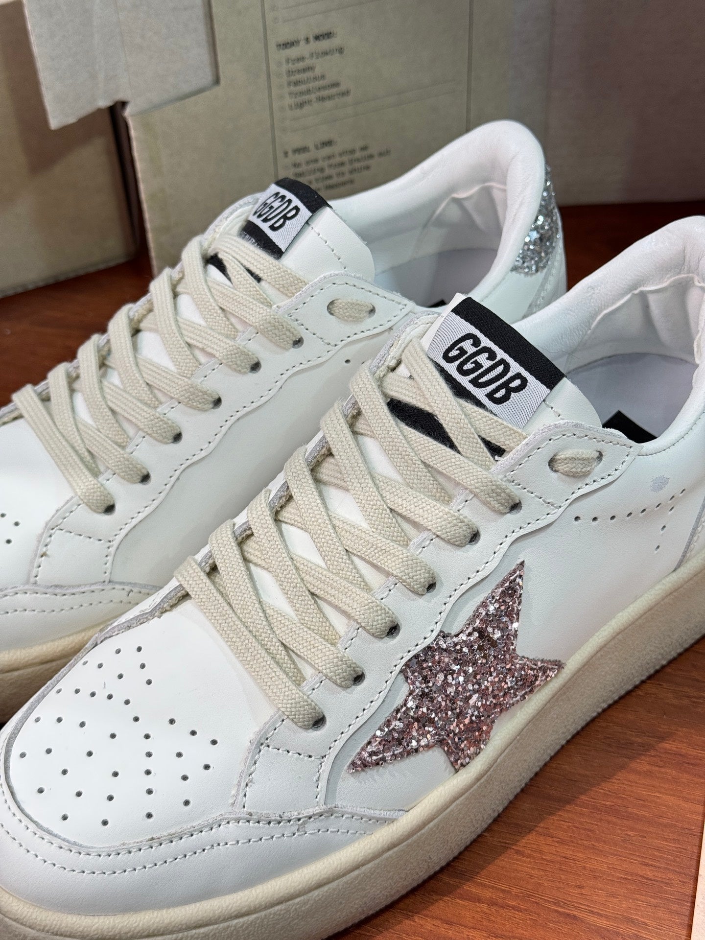 LuxluxHouse Best Quality Shoes Golden Goose