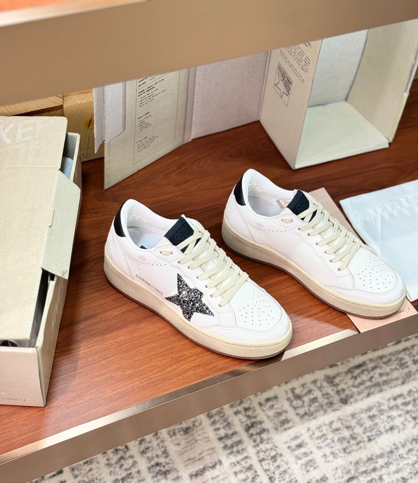 LuxluxHouse Best Quality Shoes Golden Goose