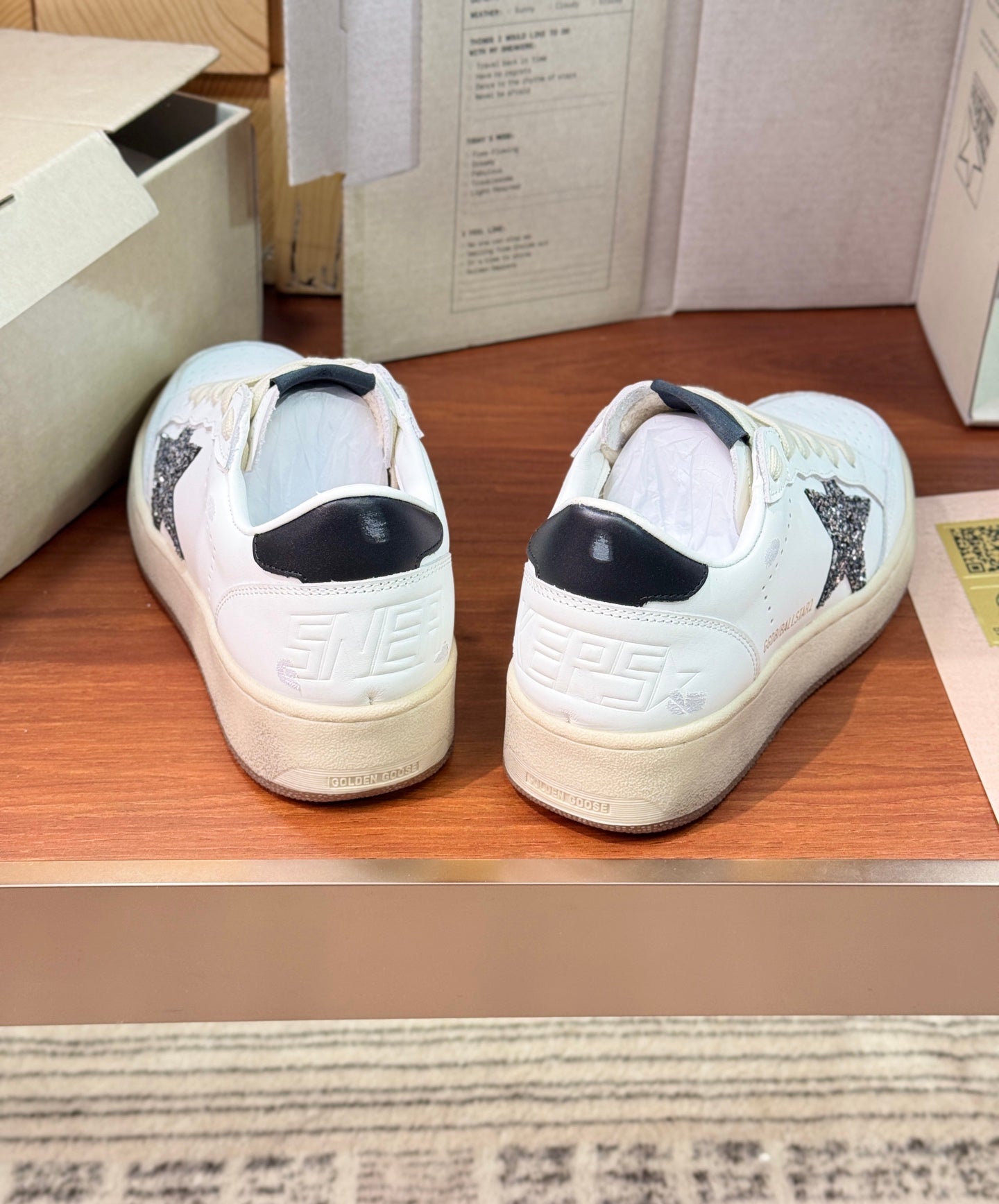 LuxluxHouse Best Quality Shoes Golden Goose