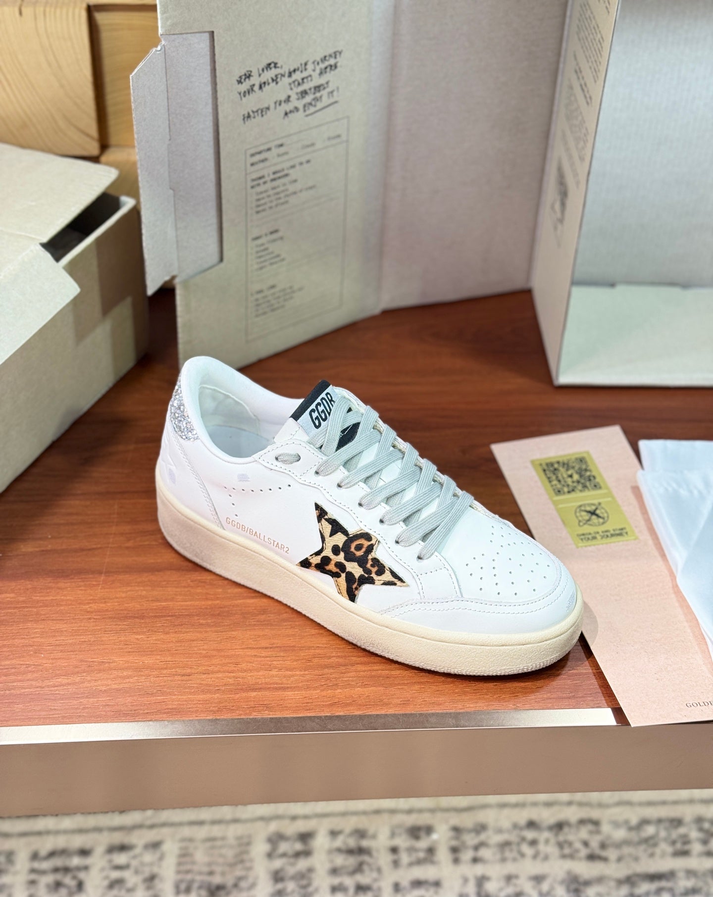 LuxluxHouse Best Quality Shoes Golden Goose