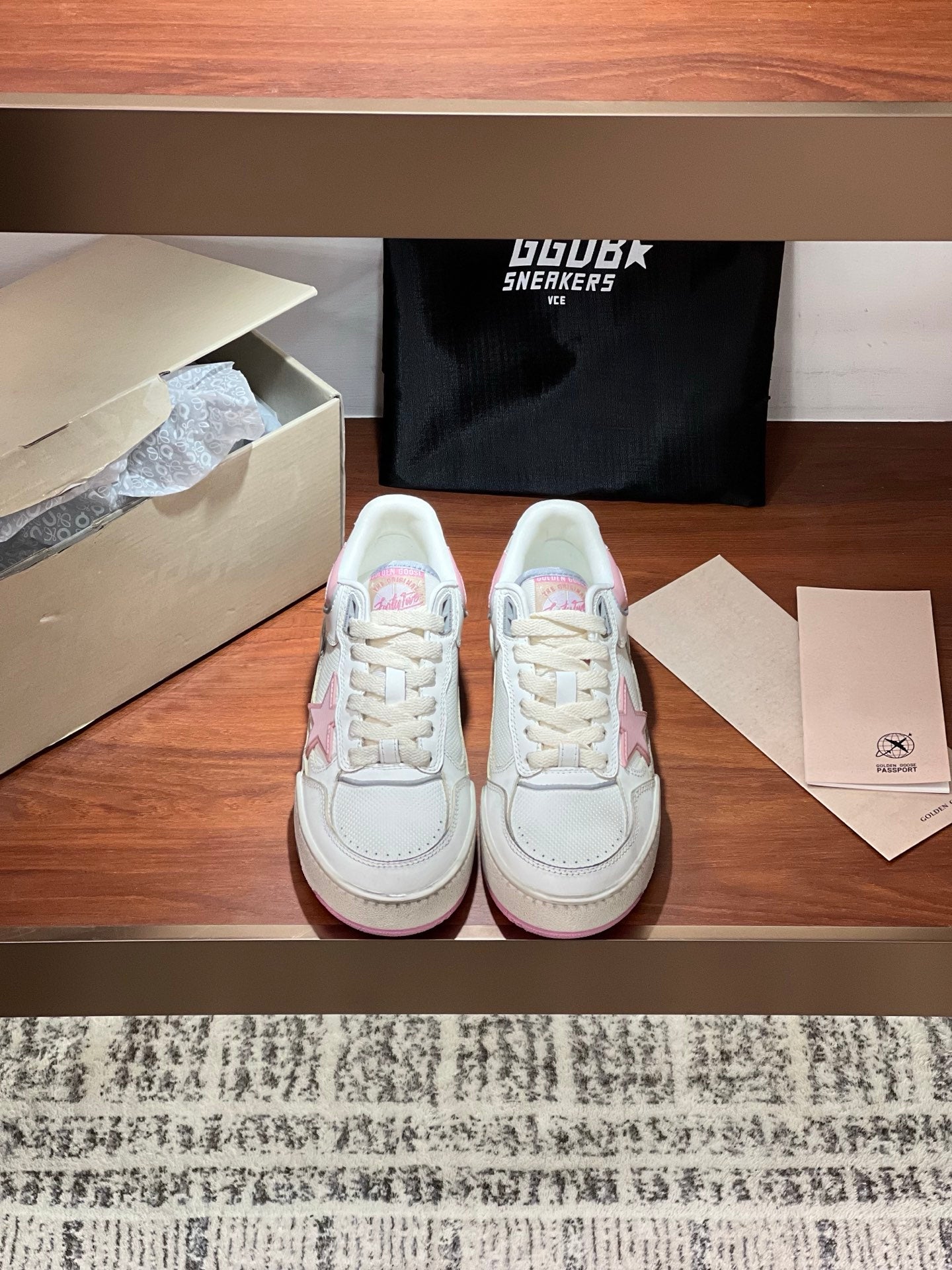 LuxluxHouse Best Quality Shoes Golden Goose