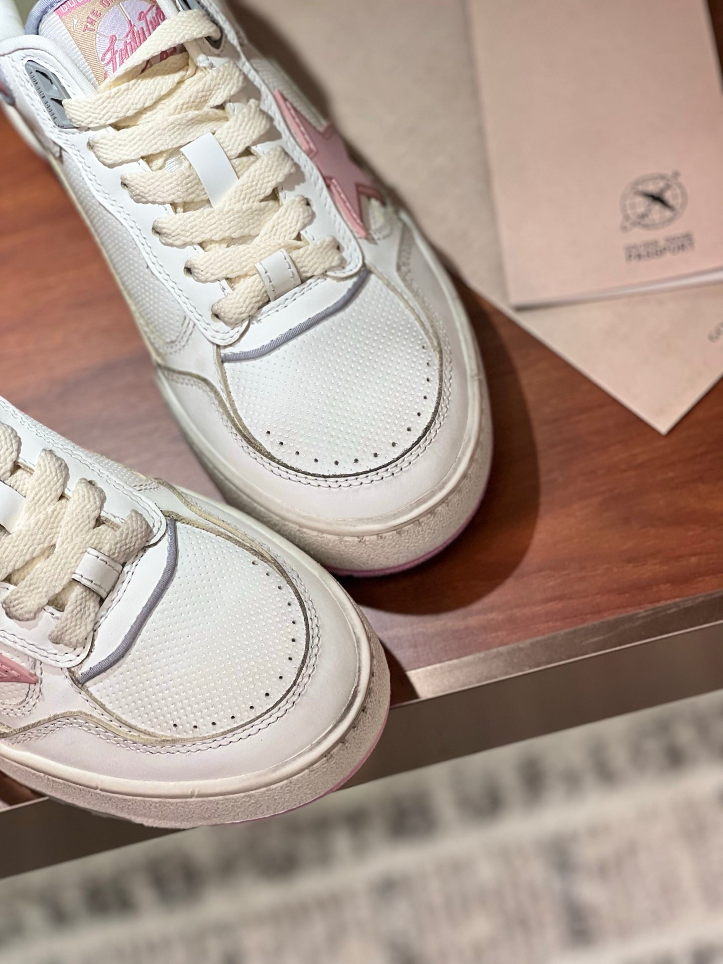 LuxluxHouse Best Quality Shoes Golden Goose
