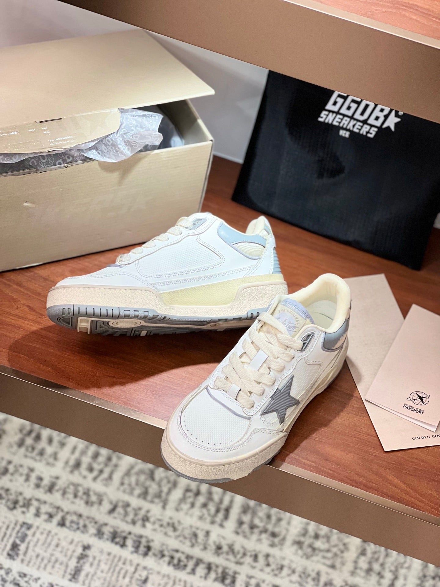LuxluxHouse Best Quality Shoes Golden Goose