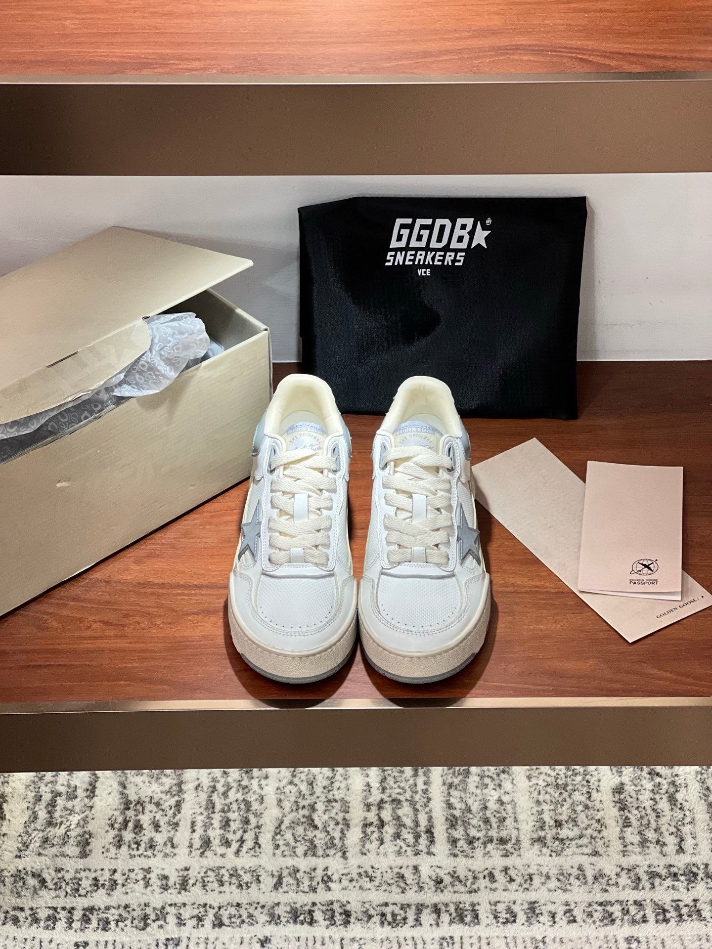 LuxluxHouse Best Quality Shoes Golden Goose