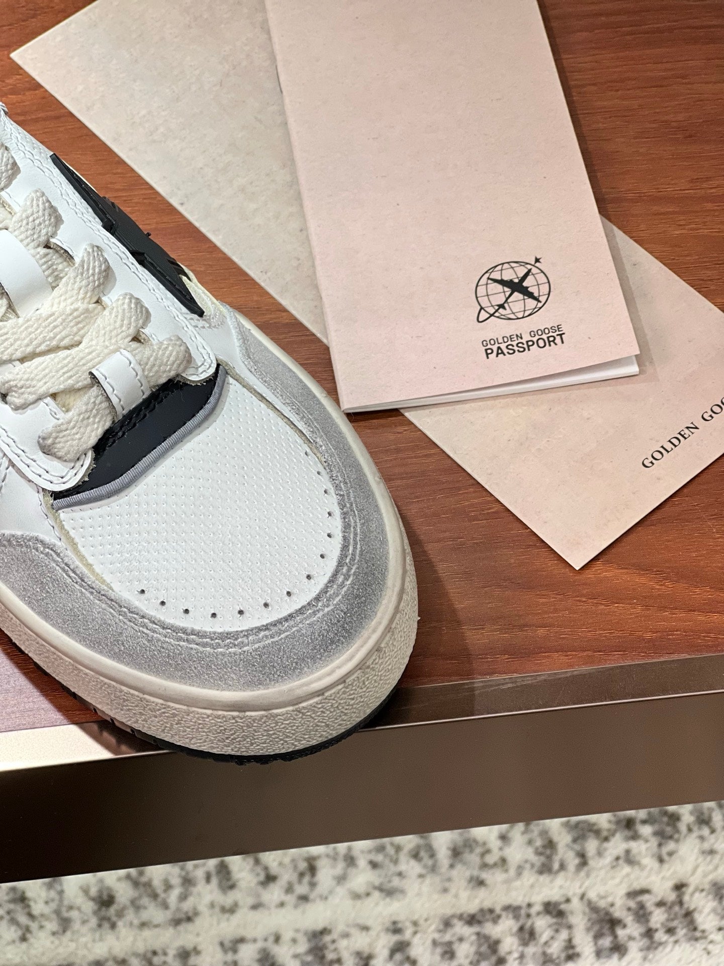 LuxluxHouse Best Quality Shoes Golden Goose