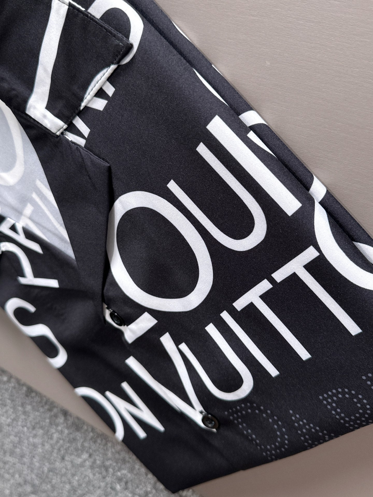LuxluxHouse Best Quality Clothes Shirts&Polo Louis Vuitton