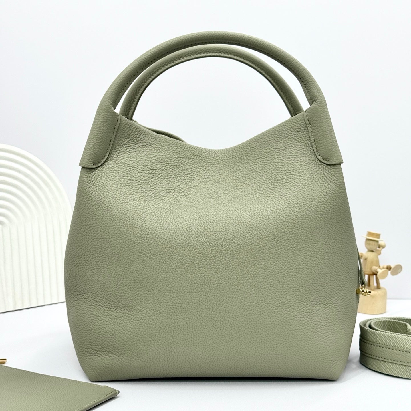 LuxluxHouse Best Quality Bags Loro Piana Women