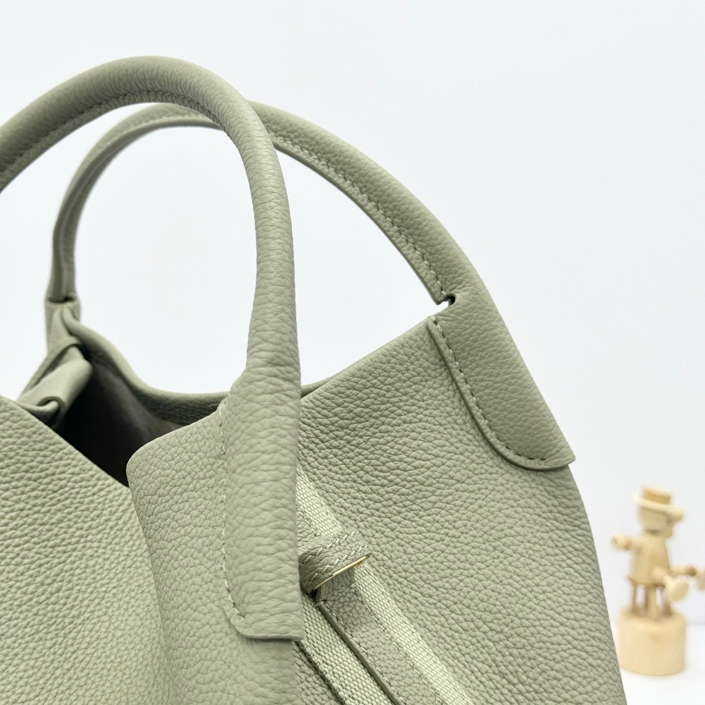 LuxluxHouse Best Quality Bags Loro Piana Women