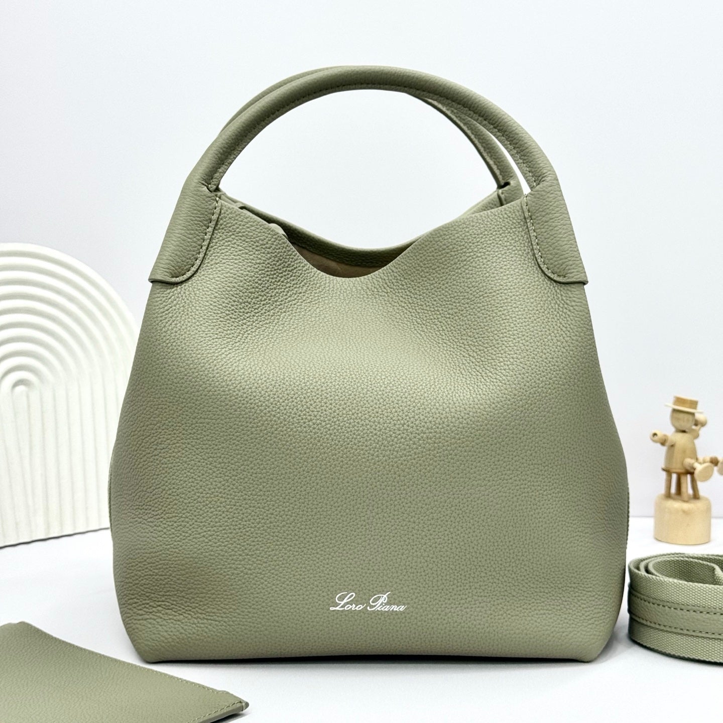 LuxluxHouse Best Quality Bags Loro Piana Women