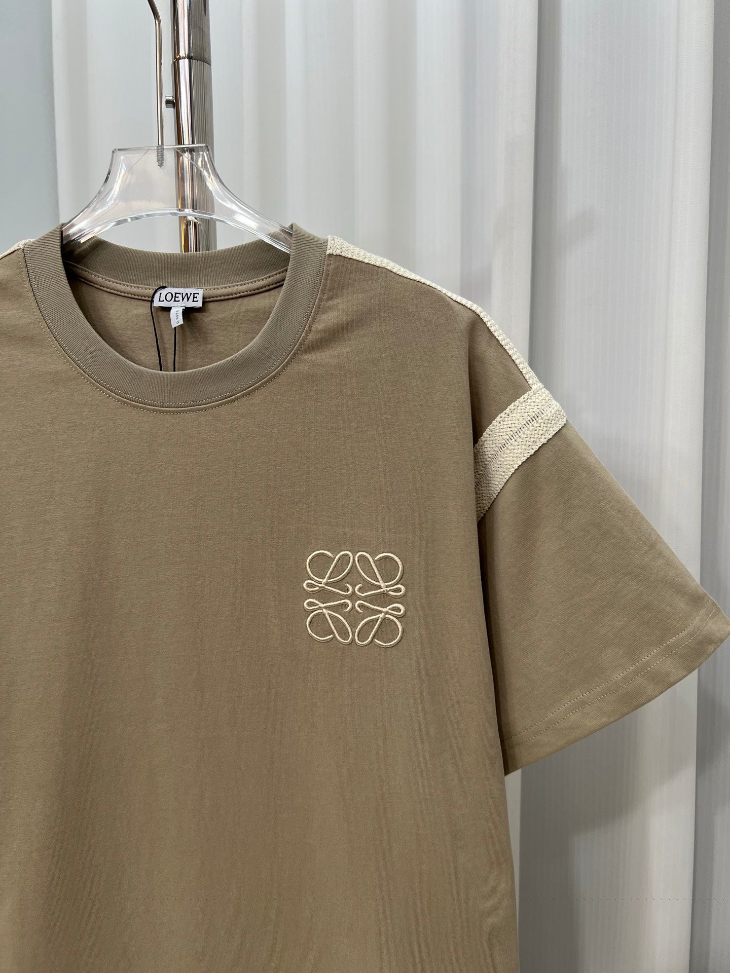 LuxluxHouse Best Quality Clothes T-shirt Loewe