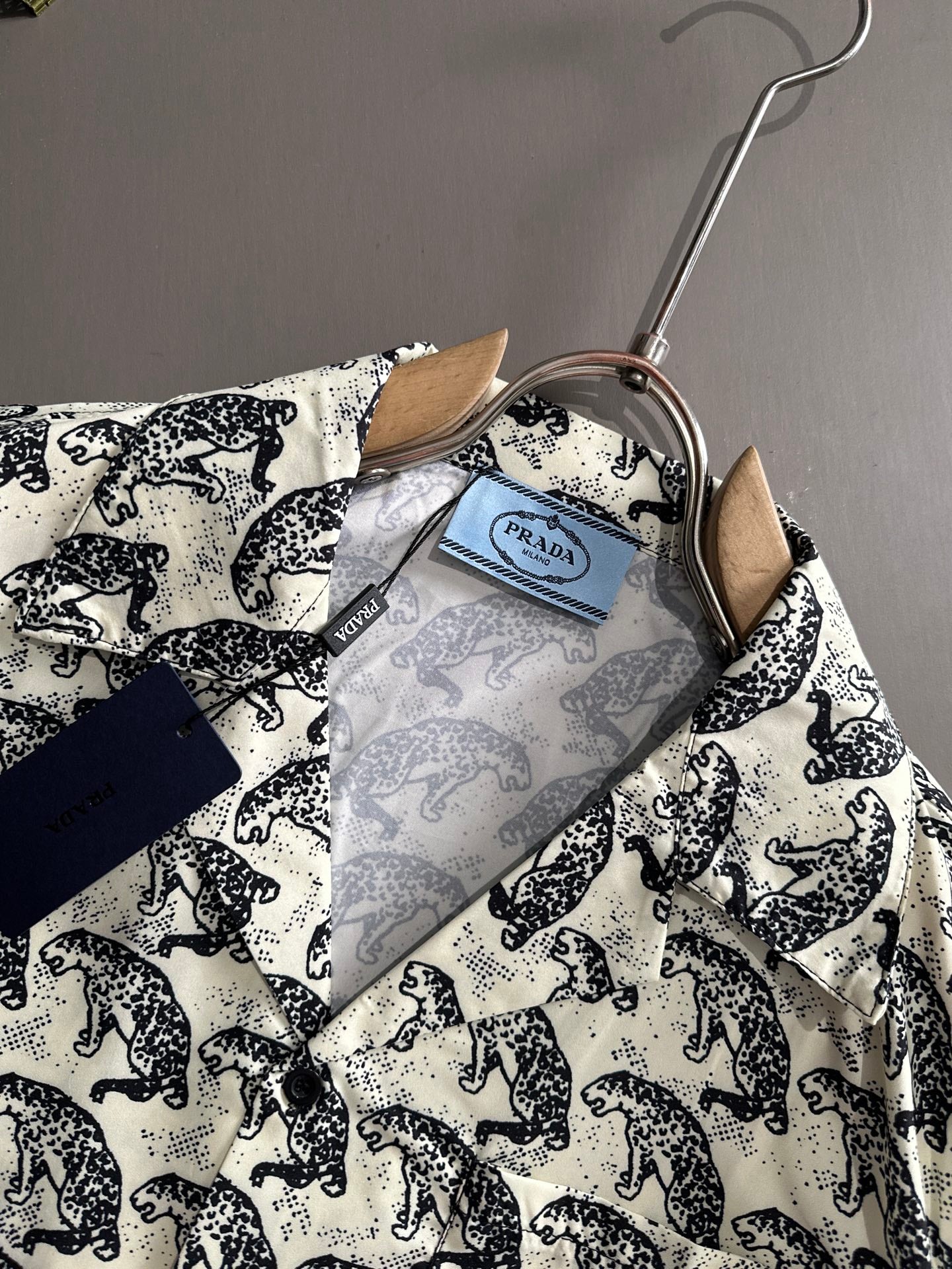 LuxluxHouse Best Quality Clothes Shirts&Polo Prada
