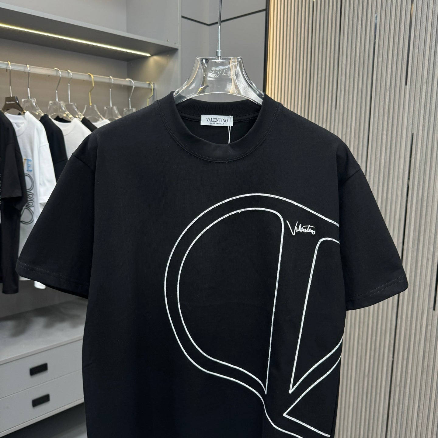 LuxluxHouse Best Quality Clothes Valentino T-shirt