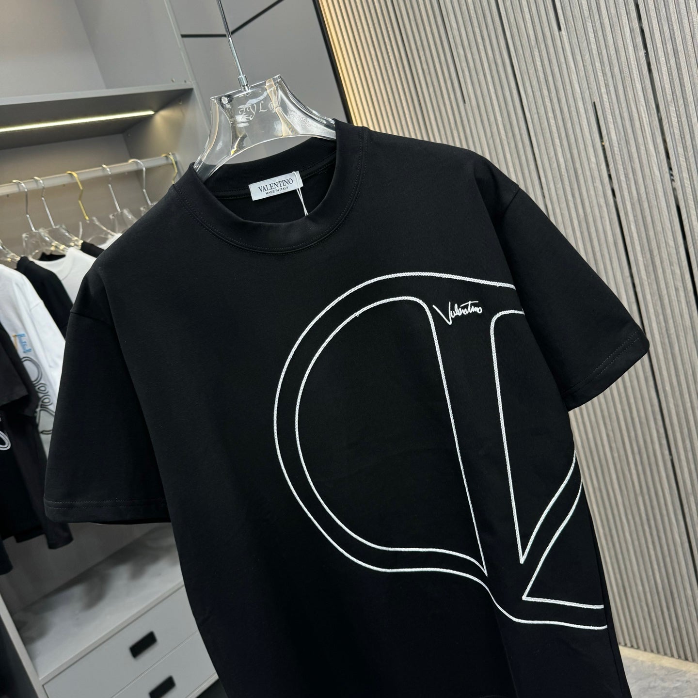 LuxluxHouse Best Quality Clothes Valentino T-shirt